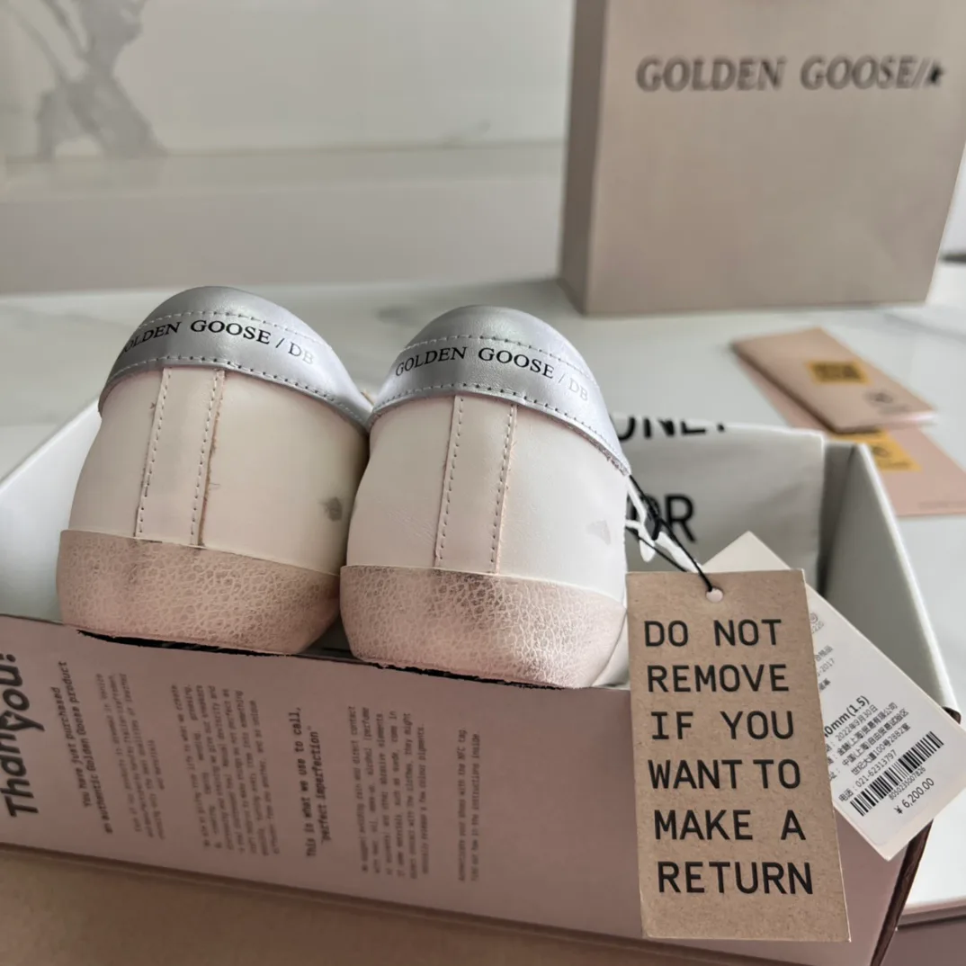 Кроссовки Женские Golden Goose 16995645