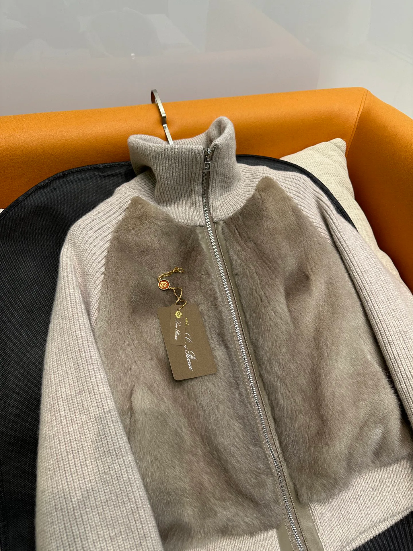 Куртки И Пуховики Женские Loro Piana 182270