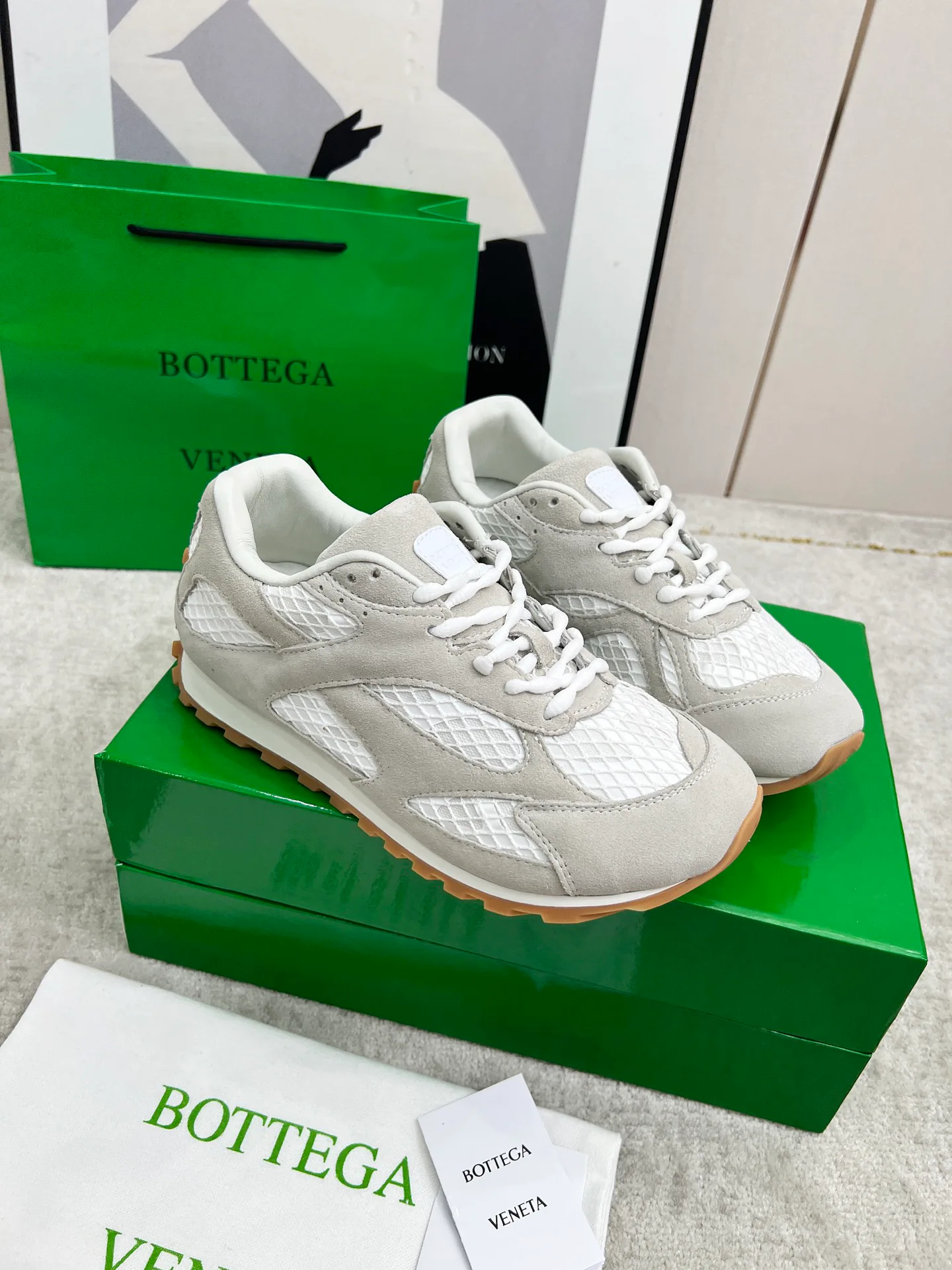 Кроссовки Женские Bottega Veneta 11019189