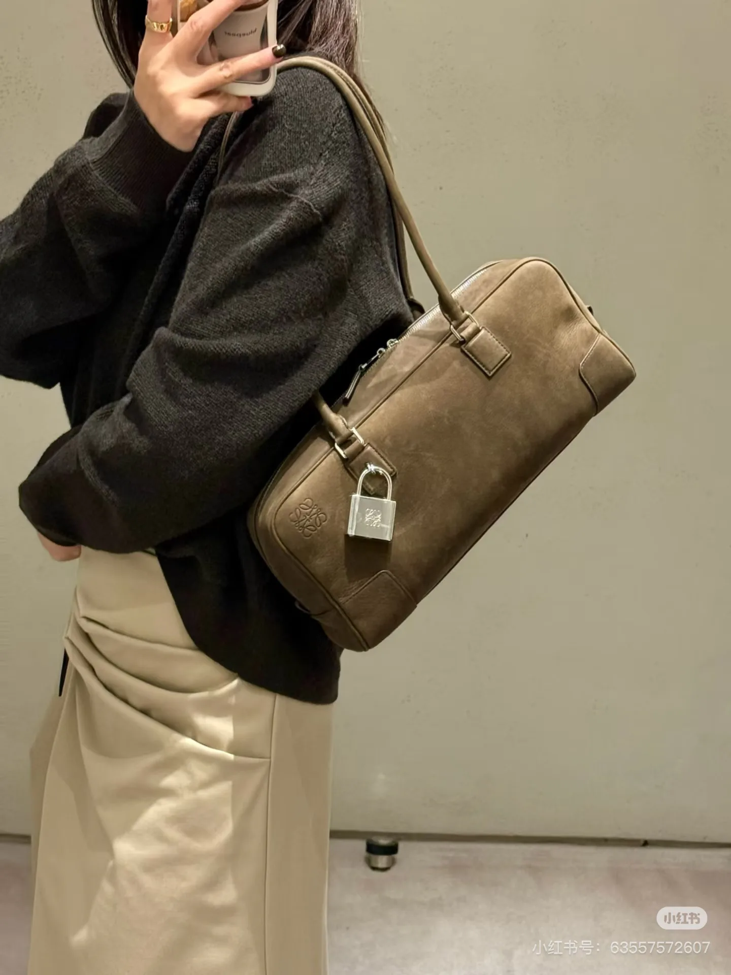Классические Сумки Женские Loewe 11504268