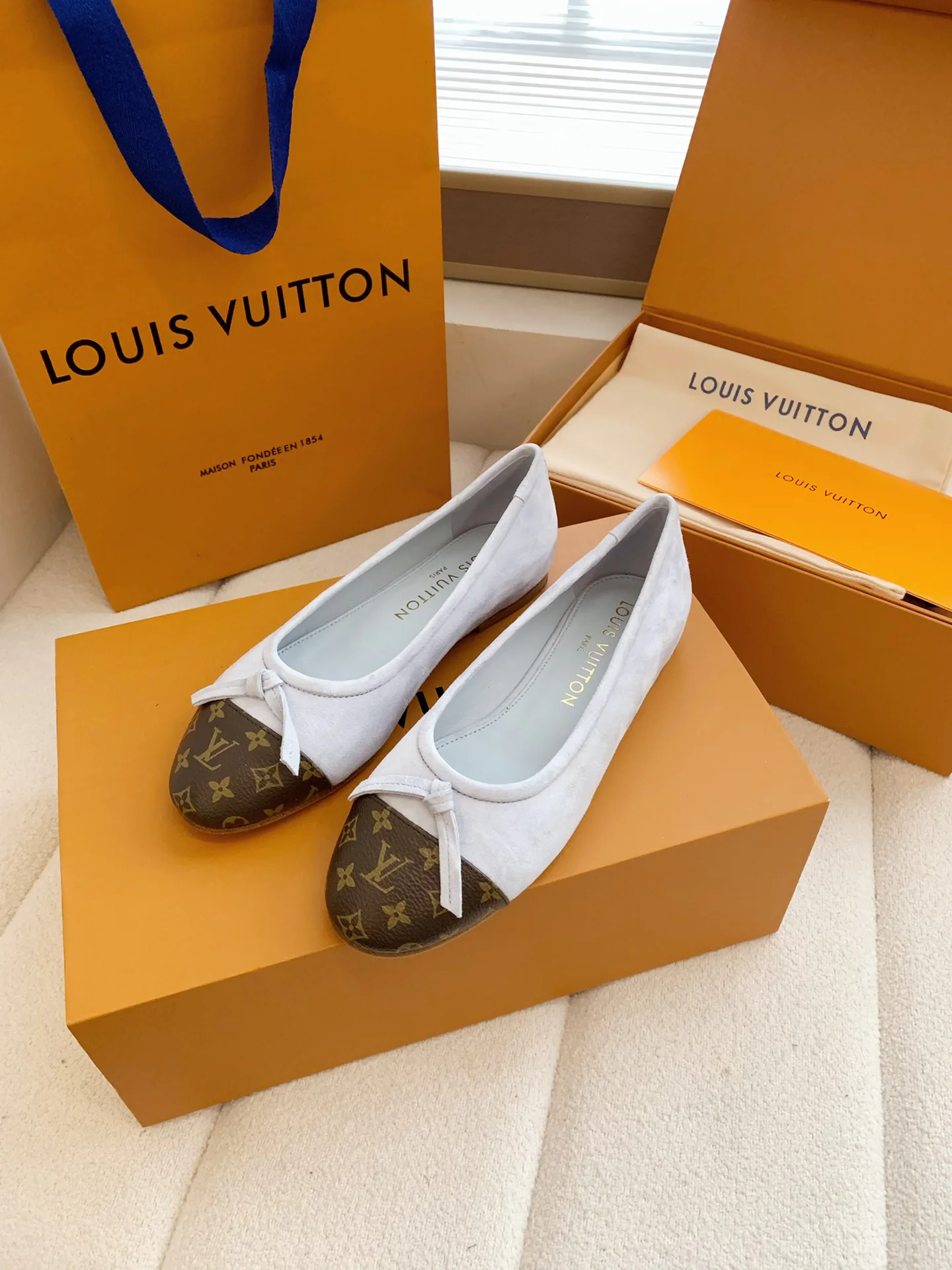 Балетки Женские Louis Vuitton 18460944
