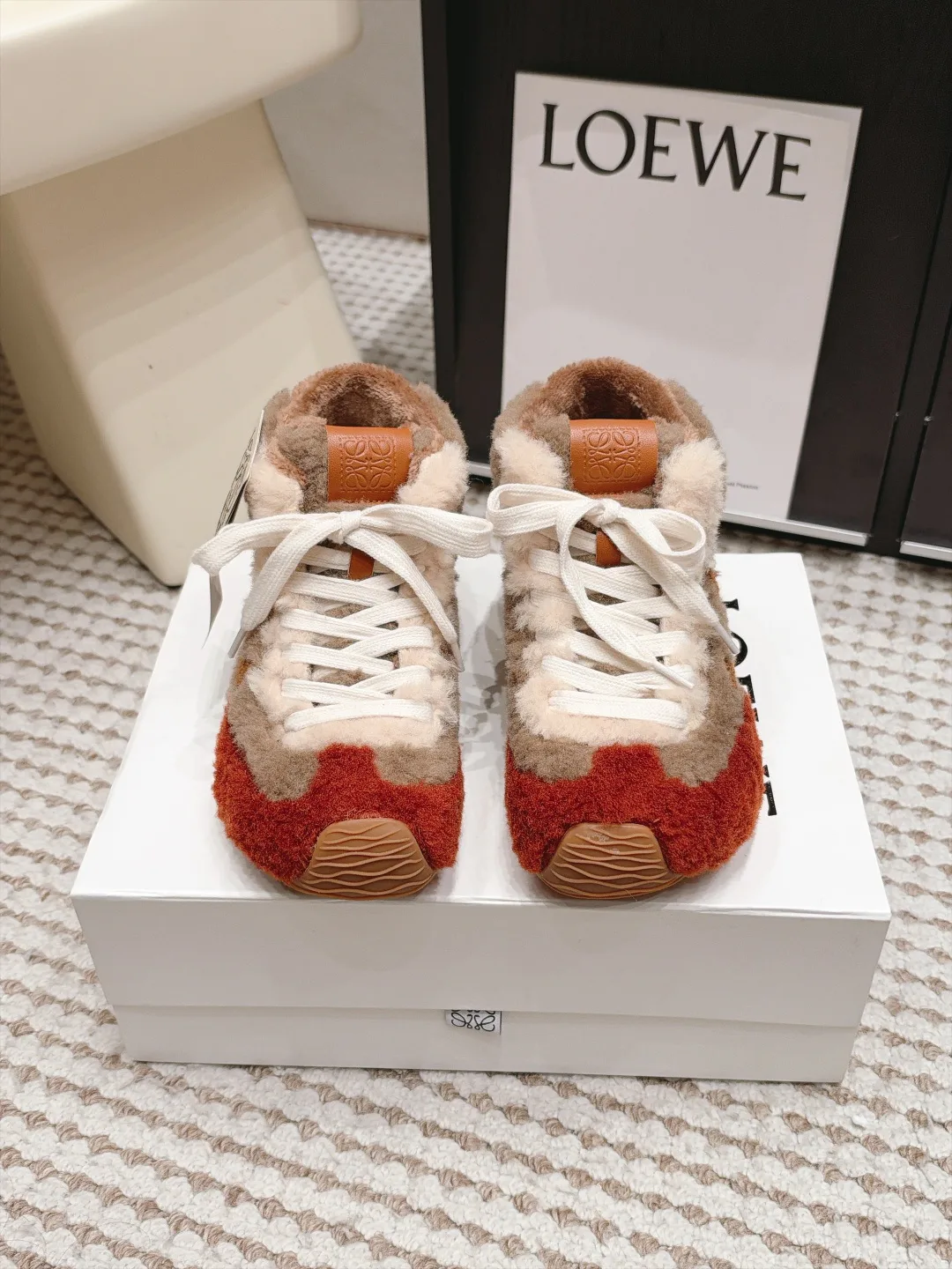 Кроссовки Женские Loewe 19510757