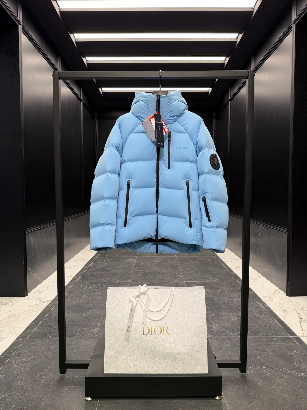 Куртки И Пуховики Женские Christian Dior 18007712