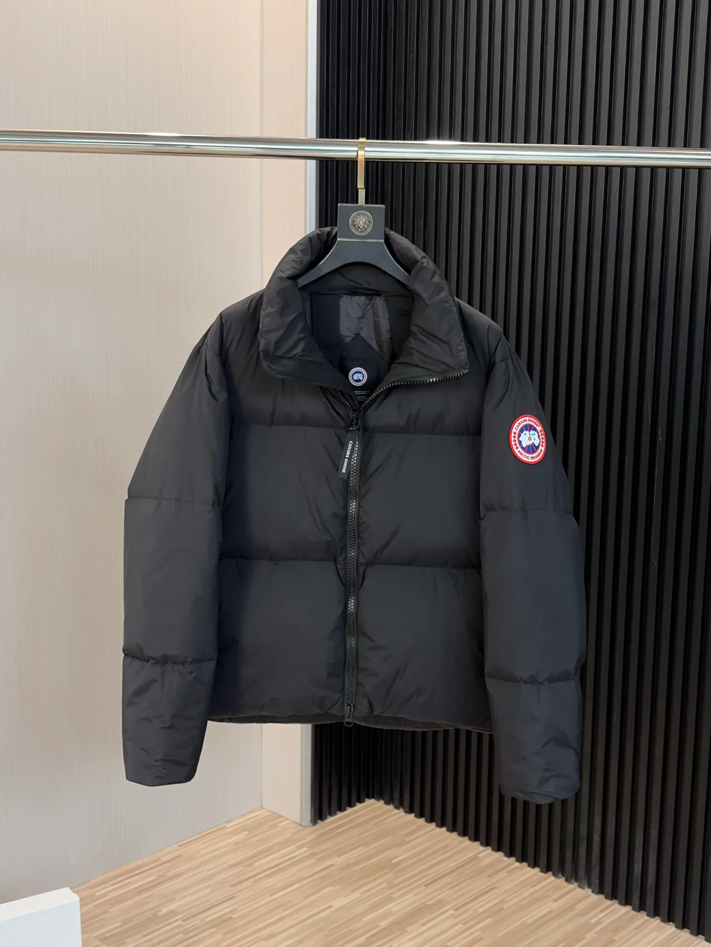 Куртки И Пуховики Женские Canada Goose 18391747