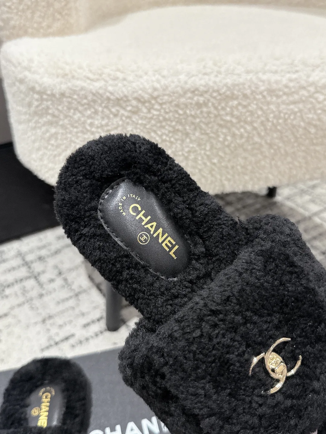 Тапочки Женские Chanel 91188