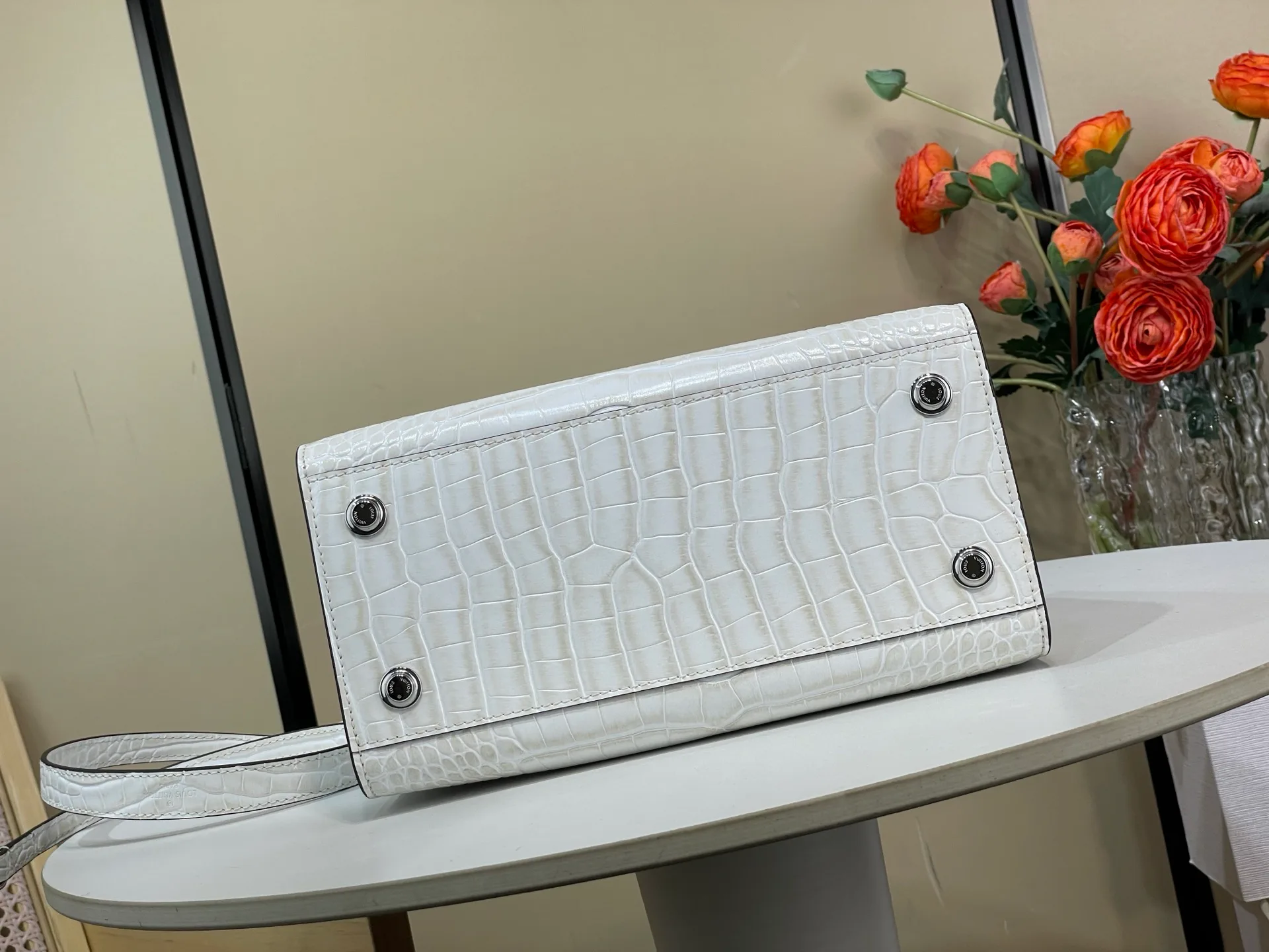 Классические Сумки Женские Louis Vuitton 10644782