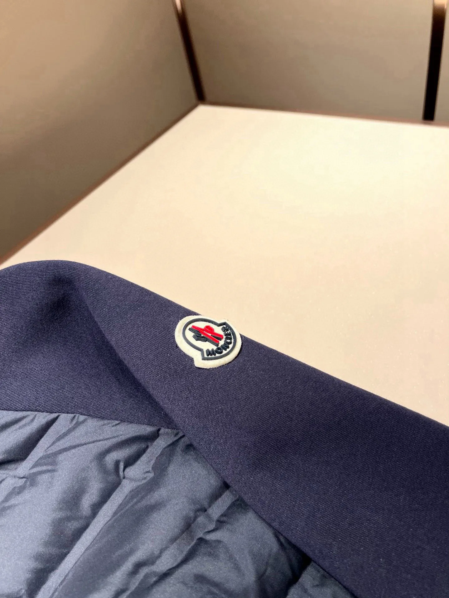 Куртки И Пуховики Мужские Moncler 940770