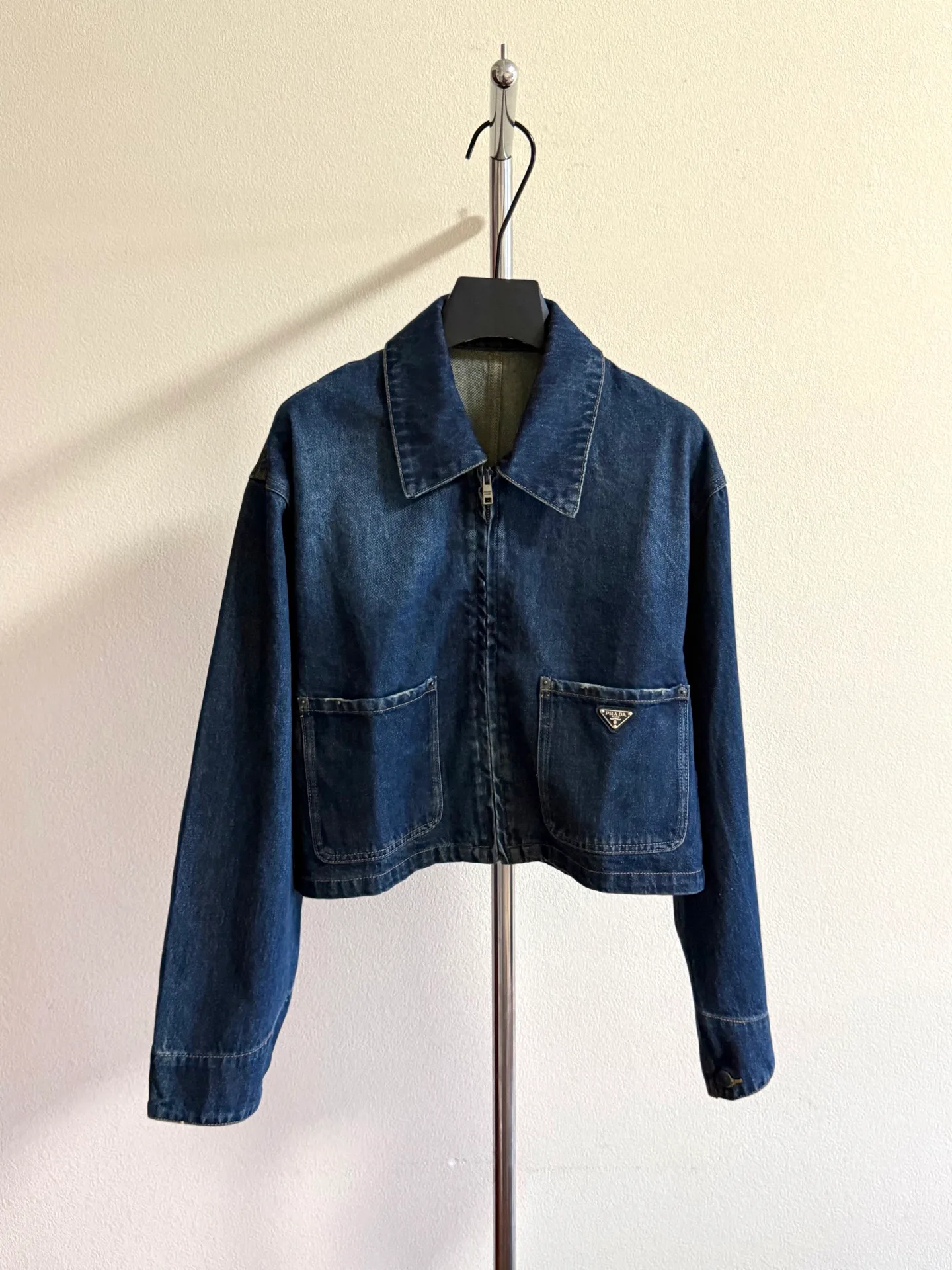 Куртки И Пуховики Женские Prada 18893463