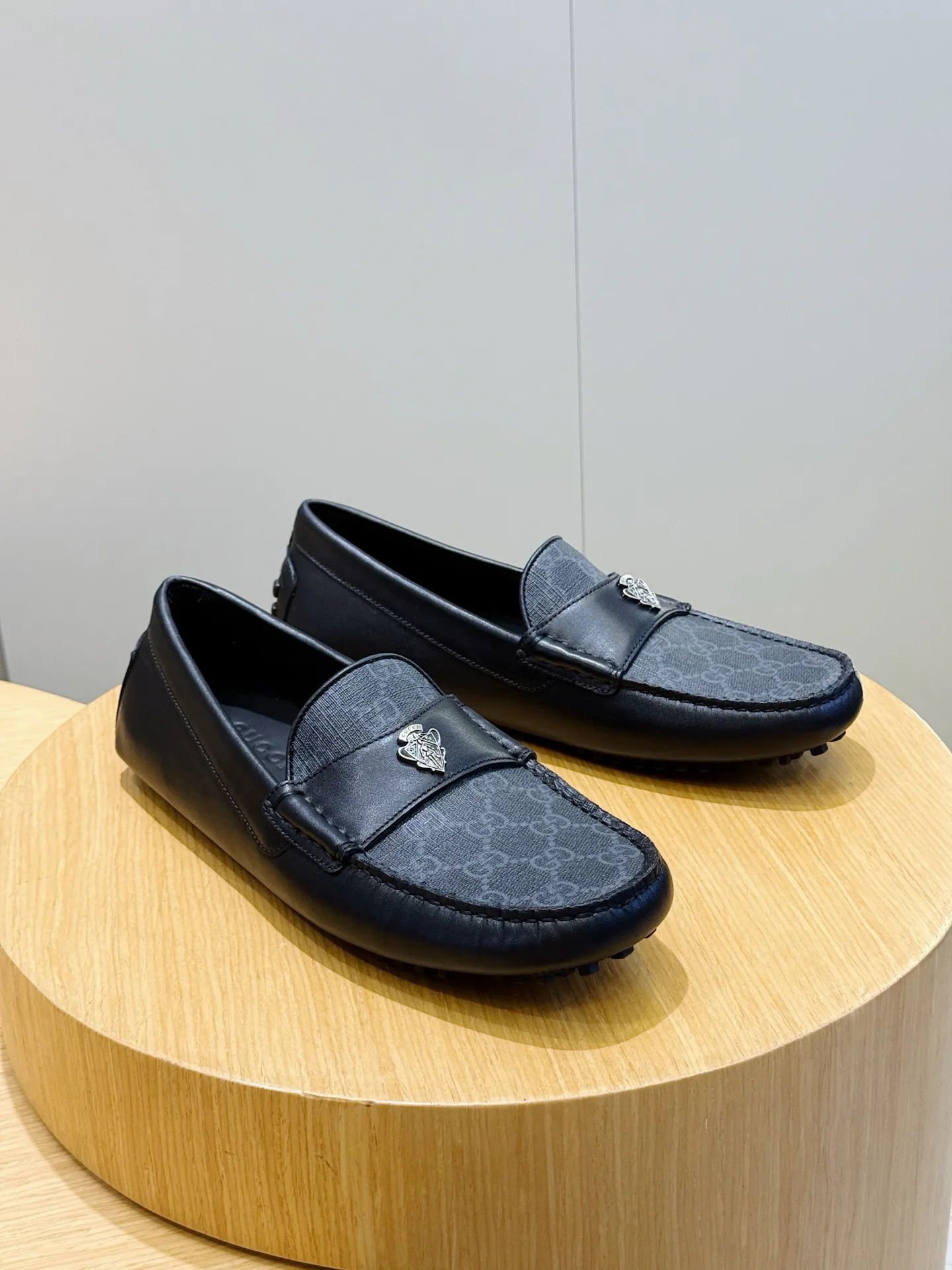 Лоферы И Туфли Мужские Gucci 18101429