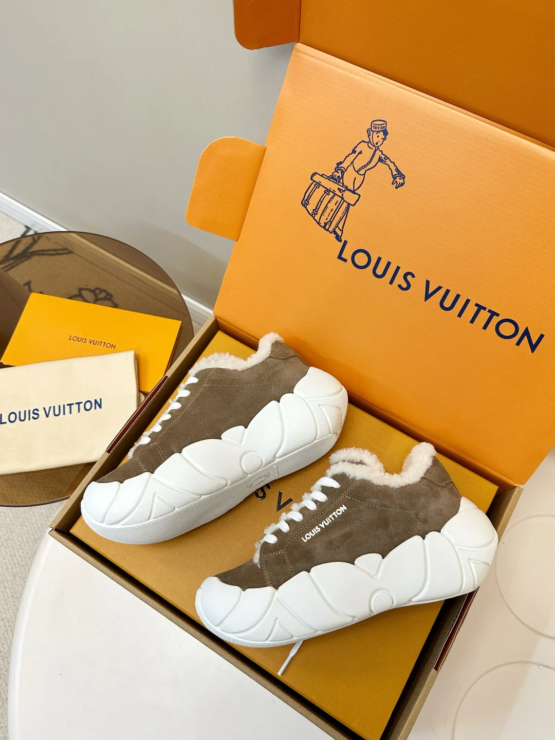 Кроссовки Женские Louis Vuitton 279793