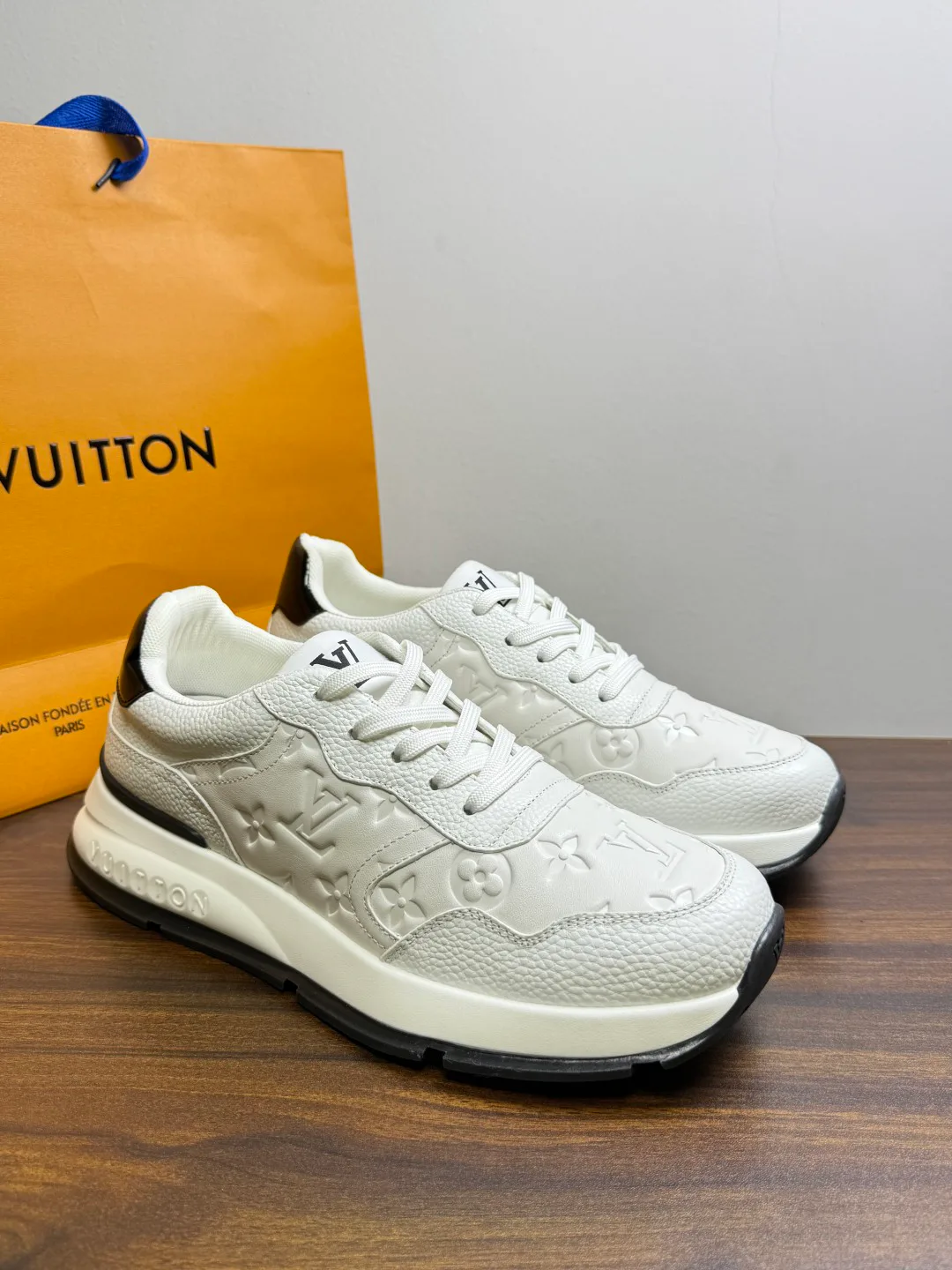 Кроссовки Мужские Louis Vuitton 20114687