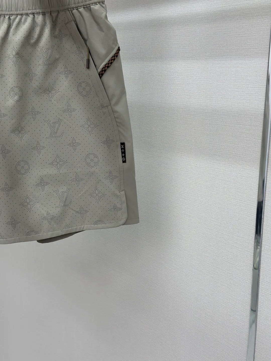 Шорты Мужские Louis Vuitton 17361733