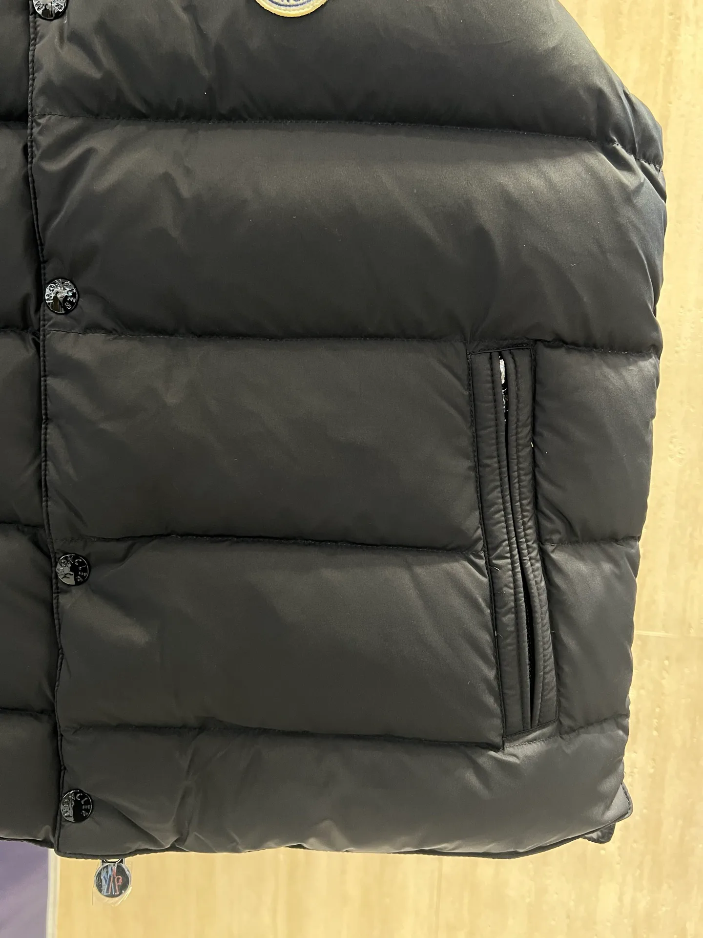 Жилеты Женские Moncler 18723376