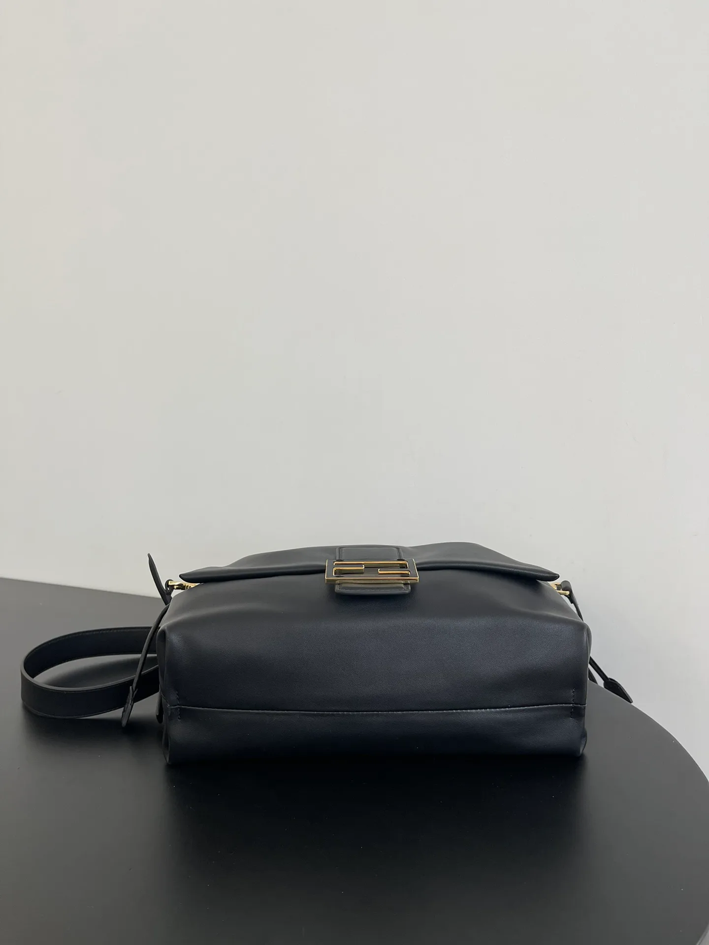 Сумки На Ремне Женские Fendi 292976