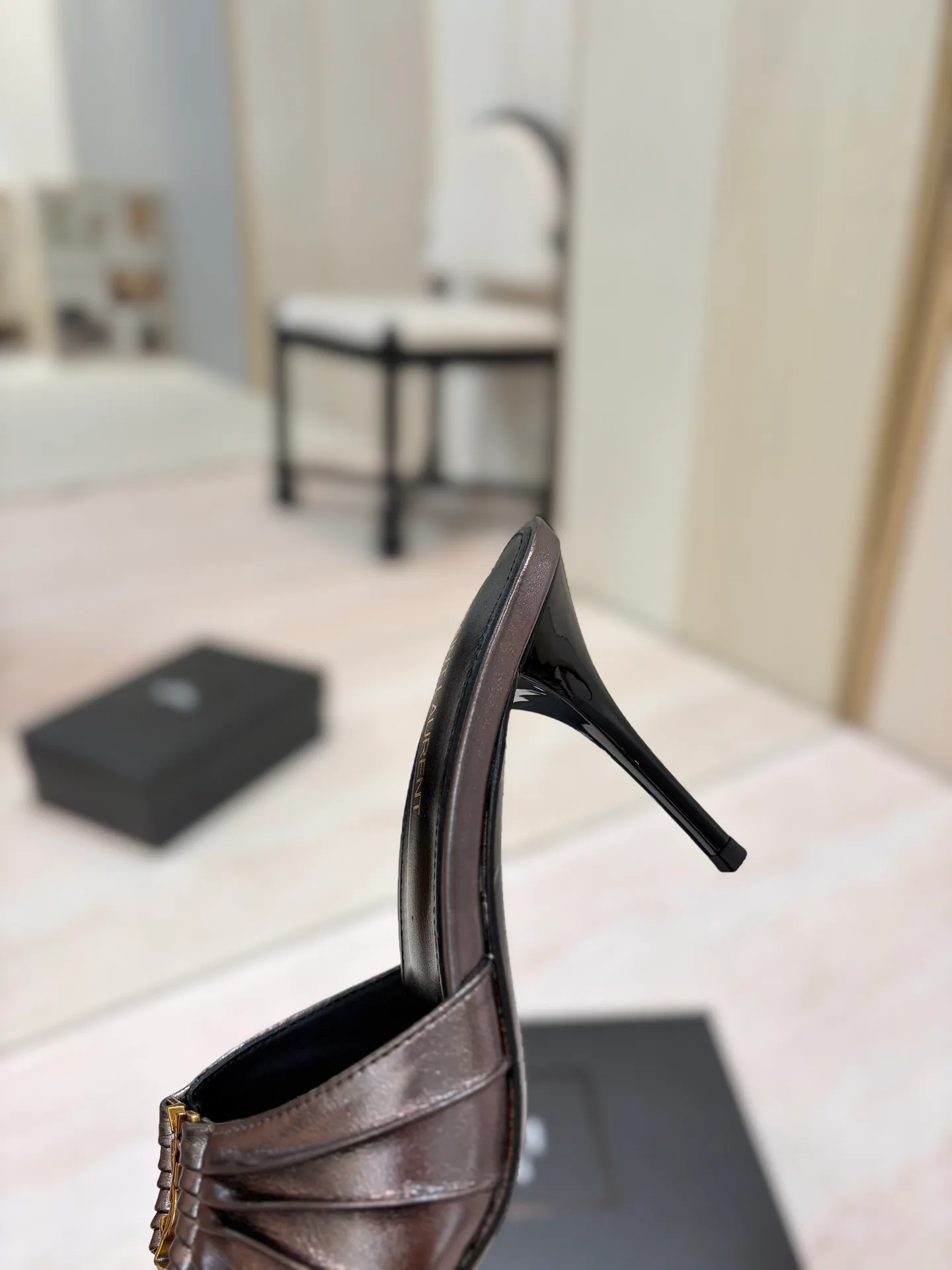 Мюли И Сабо Женские Saint Laurent 17476056