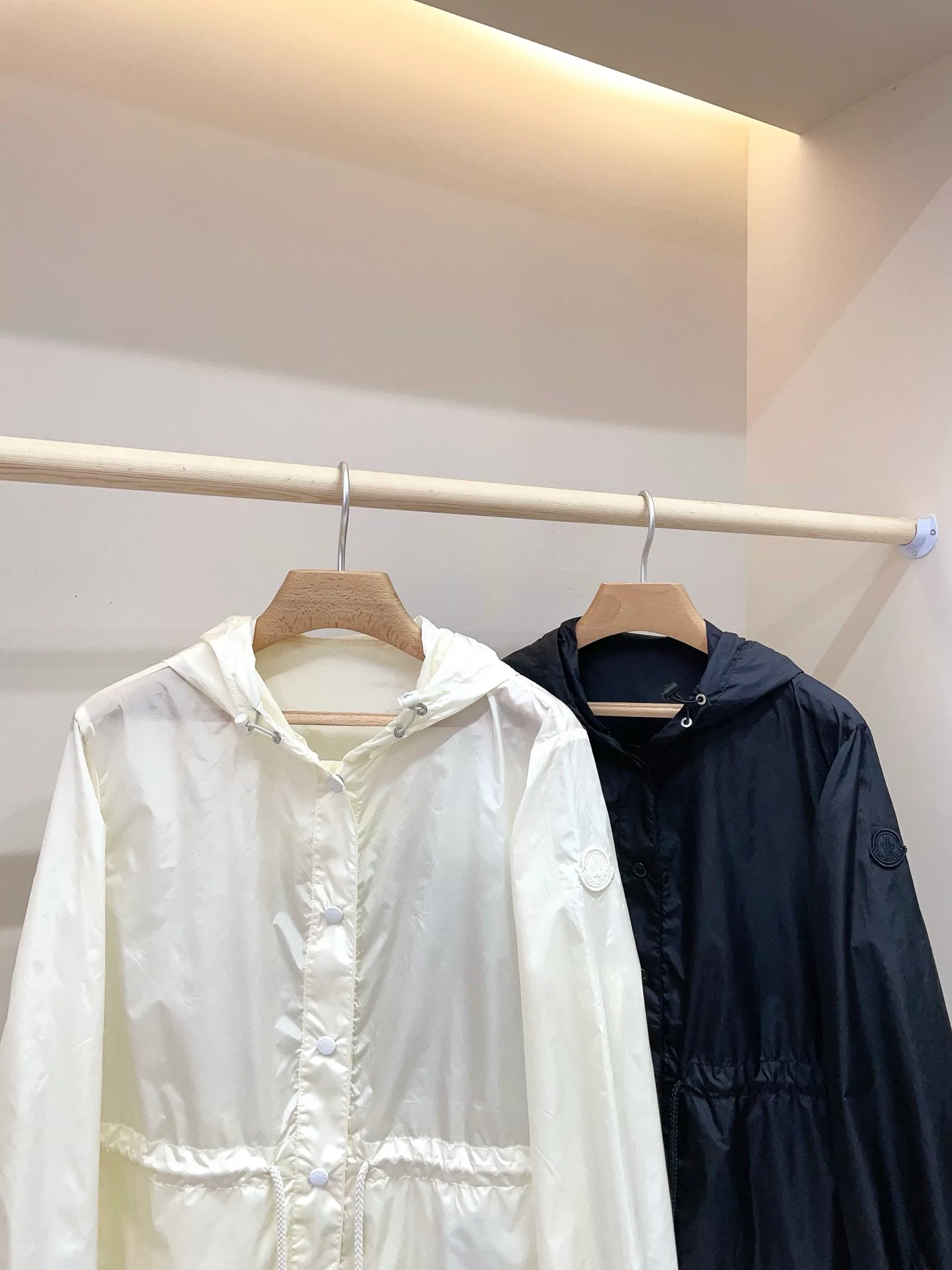 Куртки И Пуховики Женские Moncler 11624109