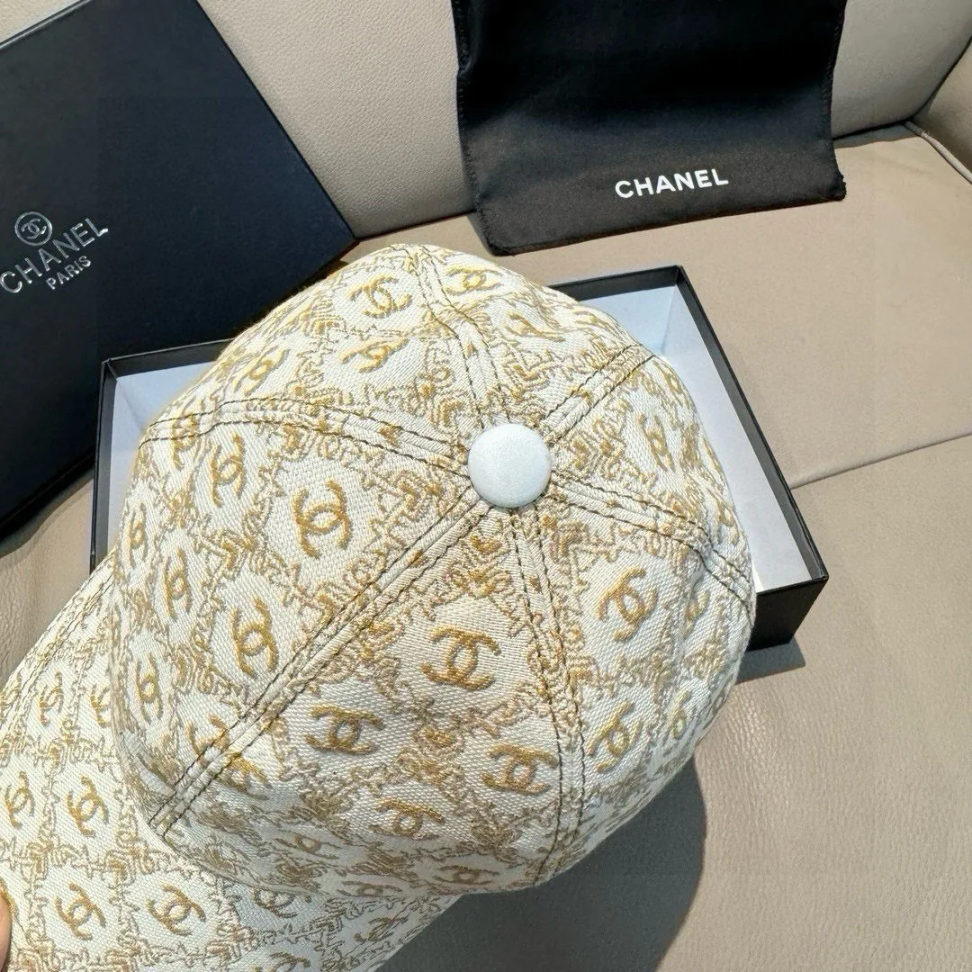 Головные Уборы Chanel 11529667