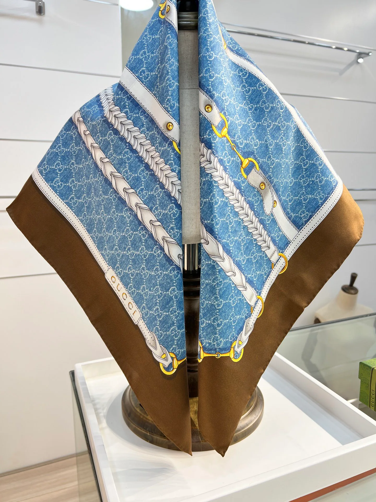 Платки Gucci 11394253