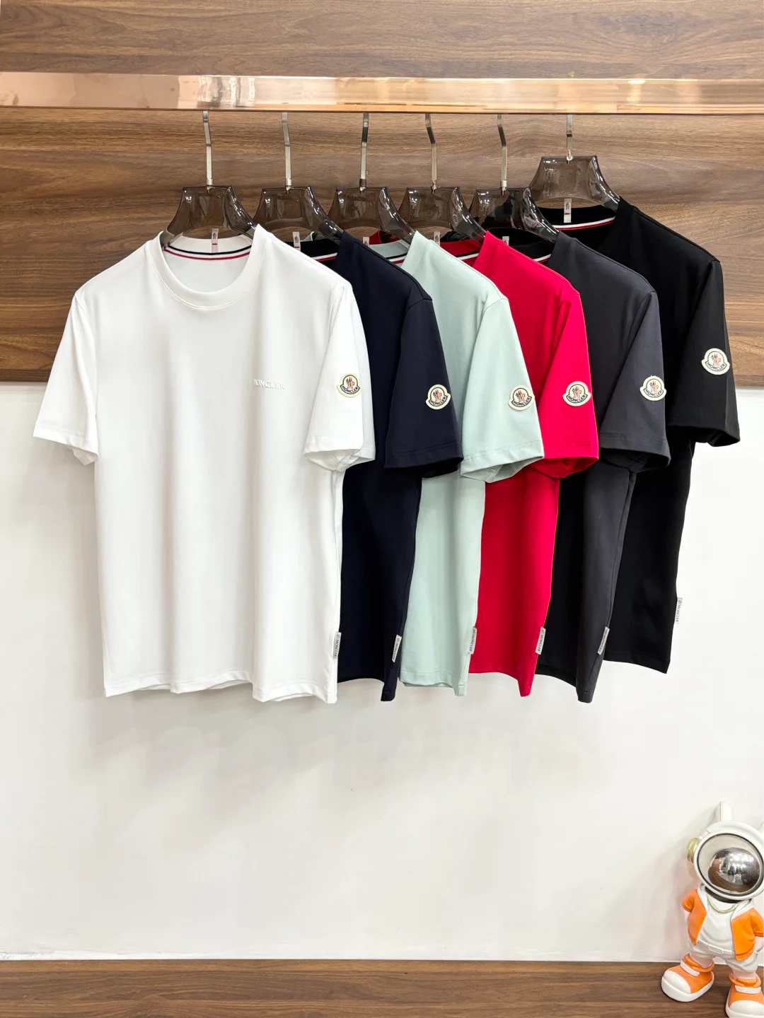 Футболки Женские Moncler 11000519