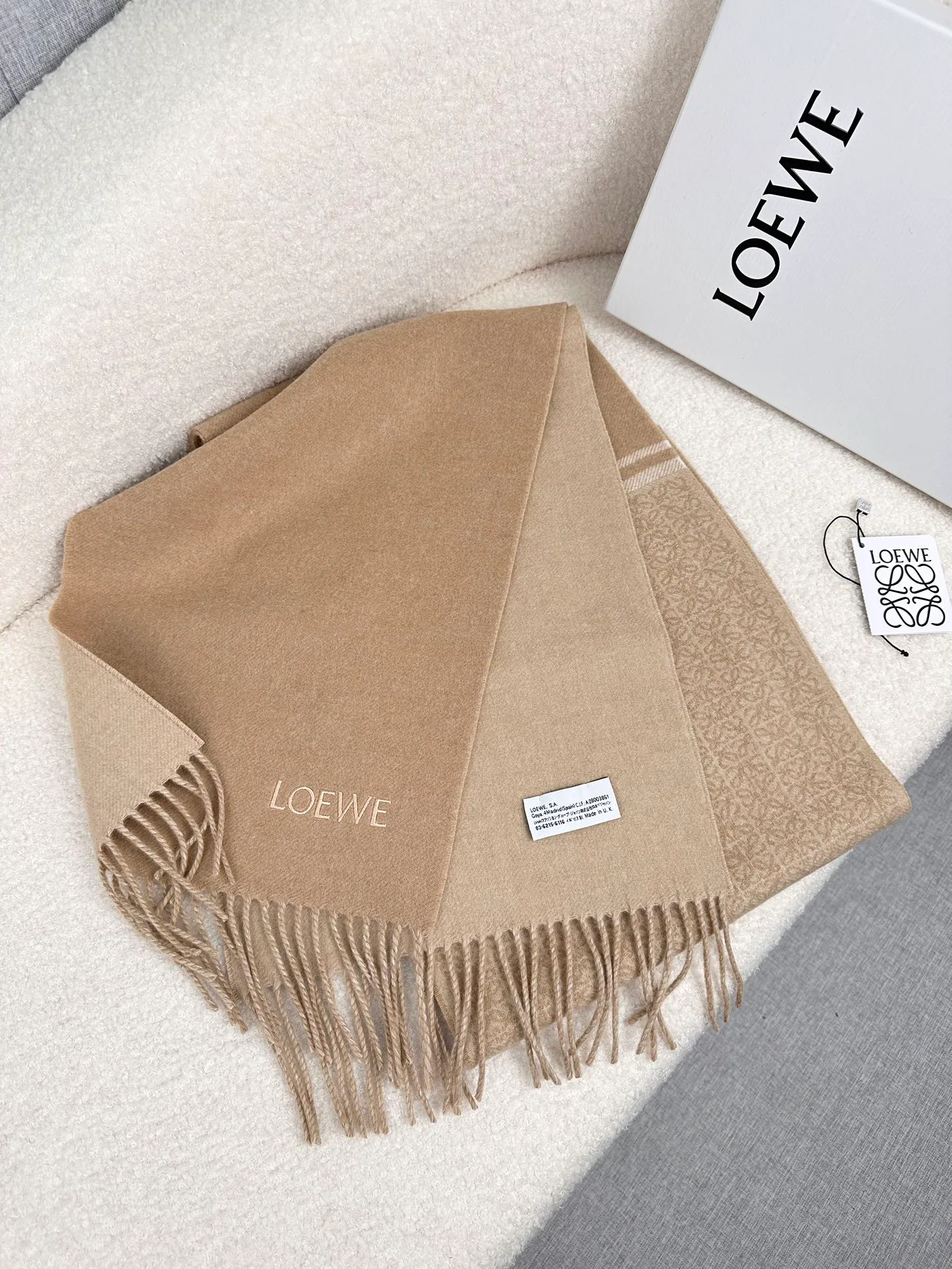 Шарфы Loewe 18574634