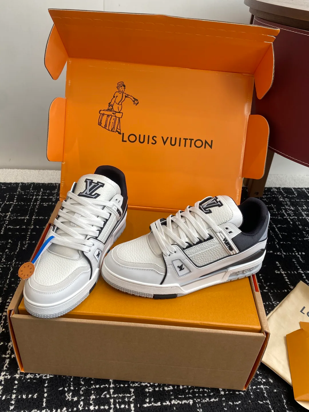 Кроссовки Женские Louis Vuitton 5790818