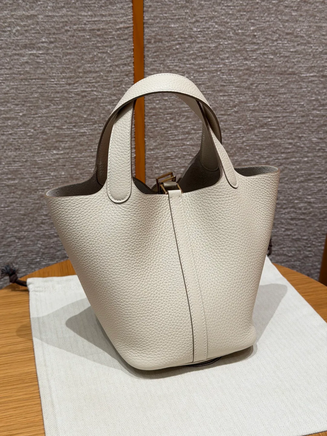 Классические Сумки Женские Hermes 12708347