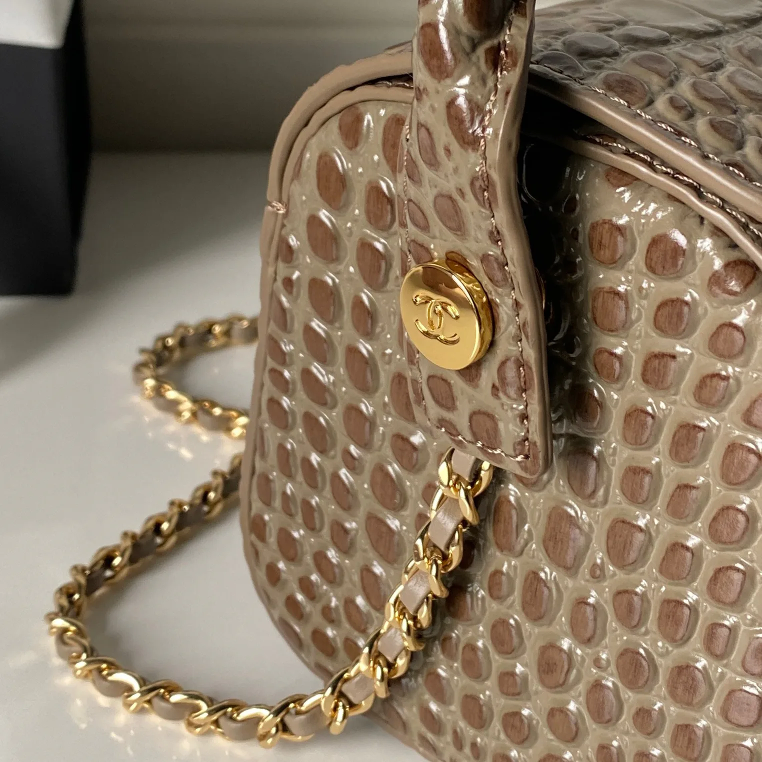 Классические Сумки Женские Chanel 17239684