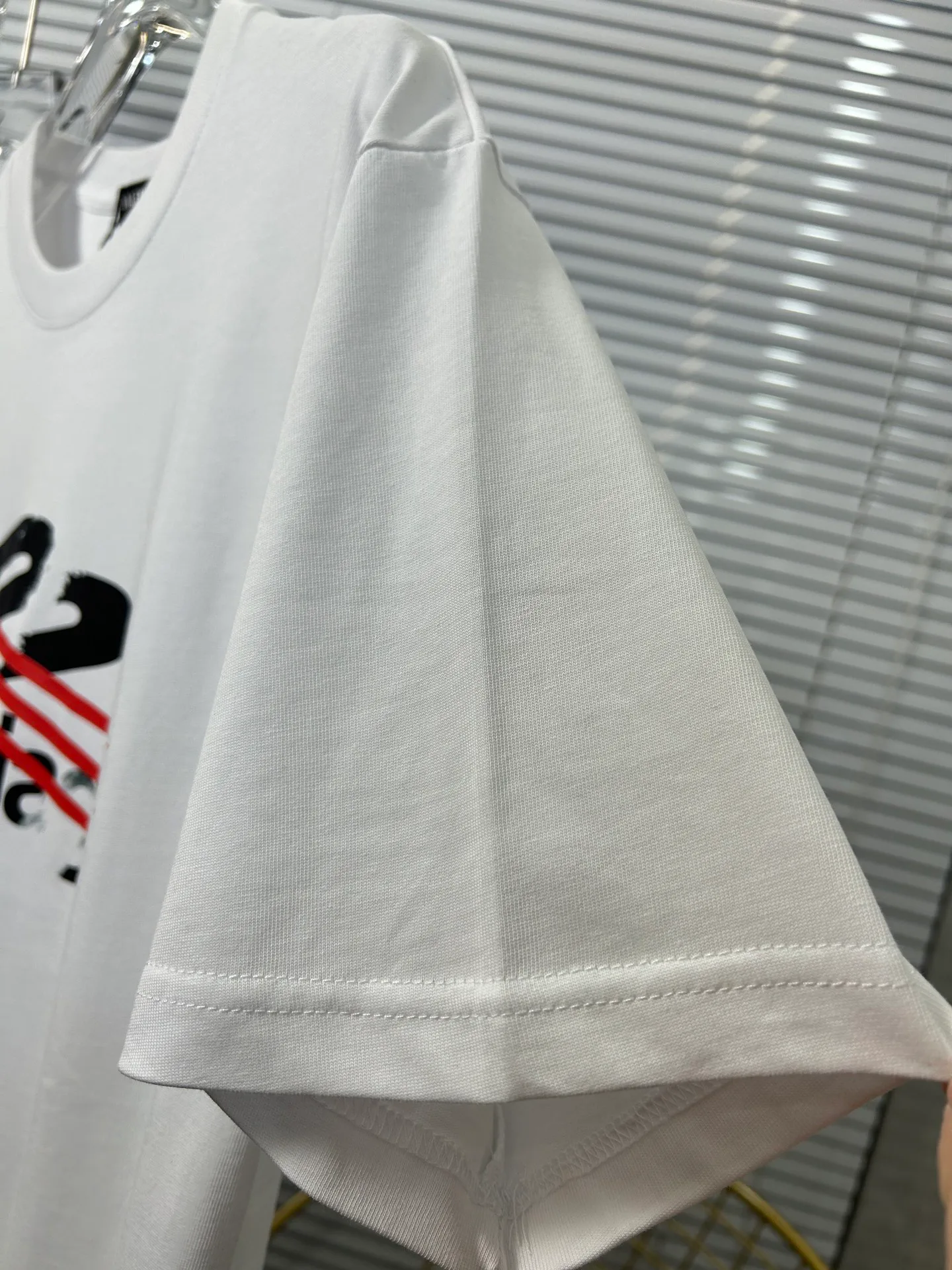 Футболки Женские Balenciaga 15457