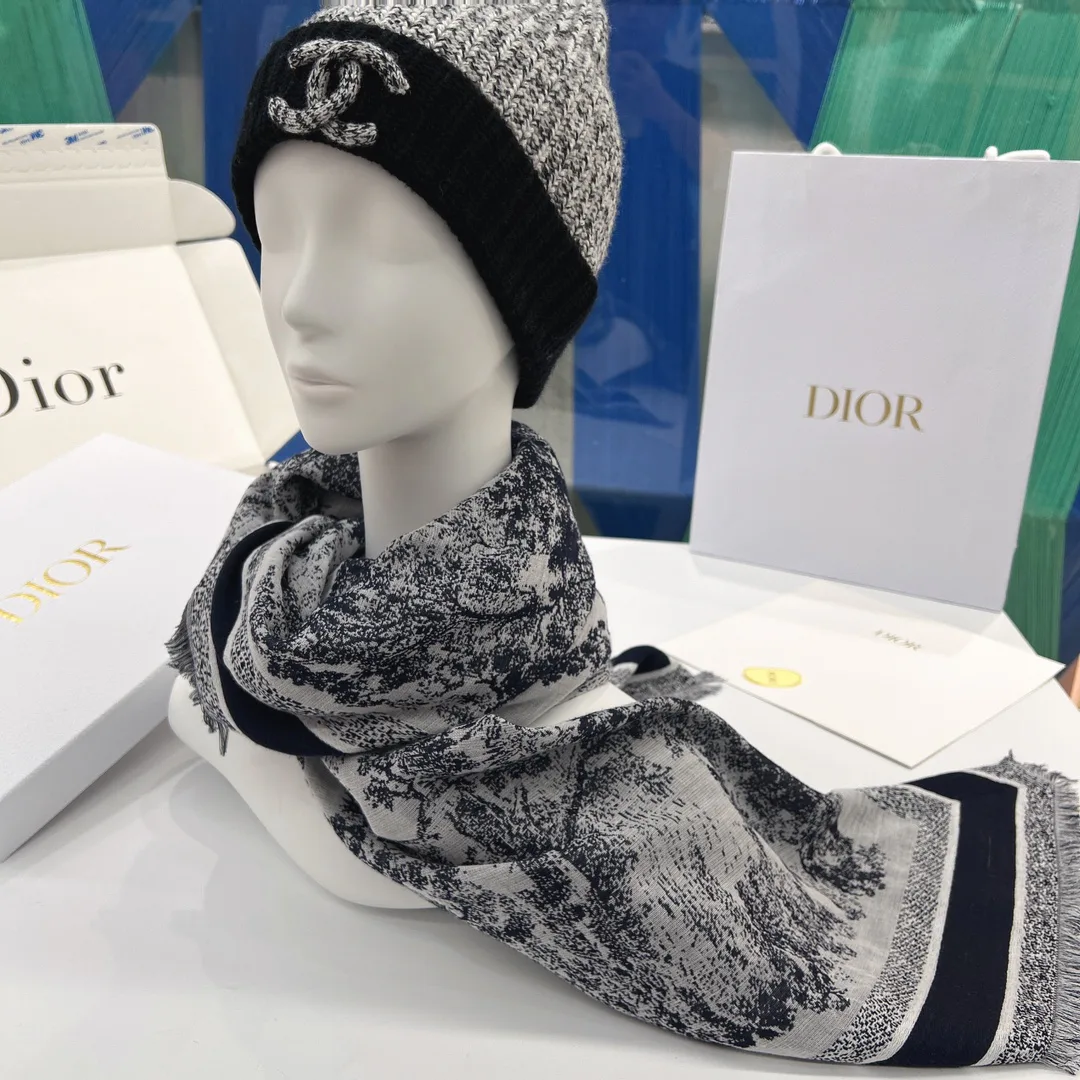 Шарфы Christian Dior 18595749