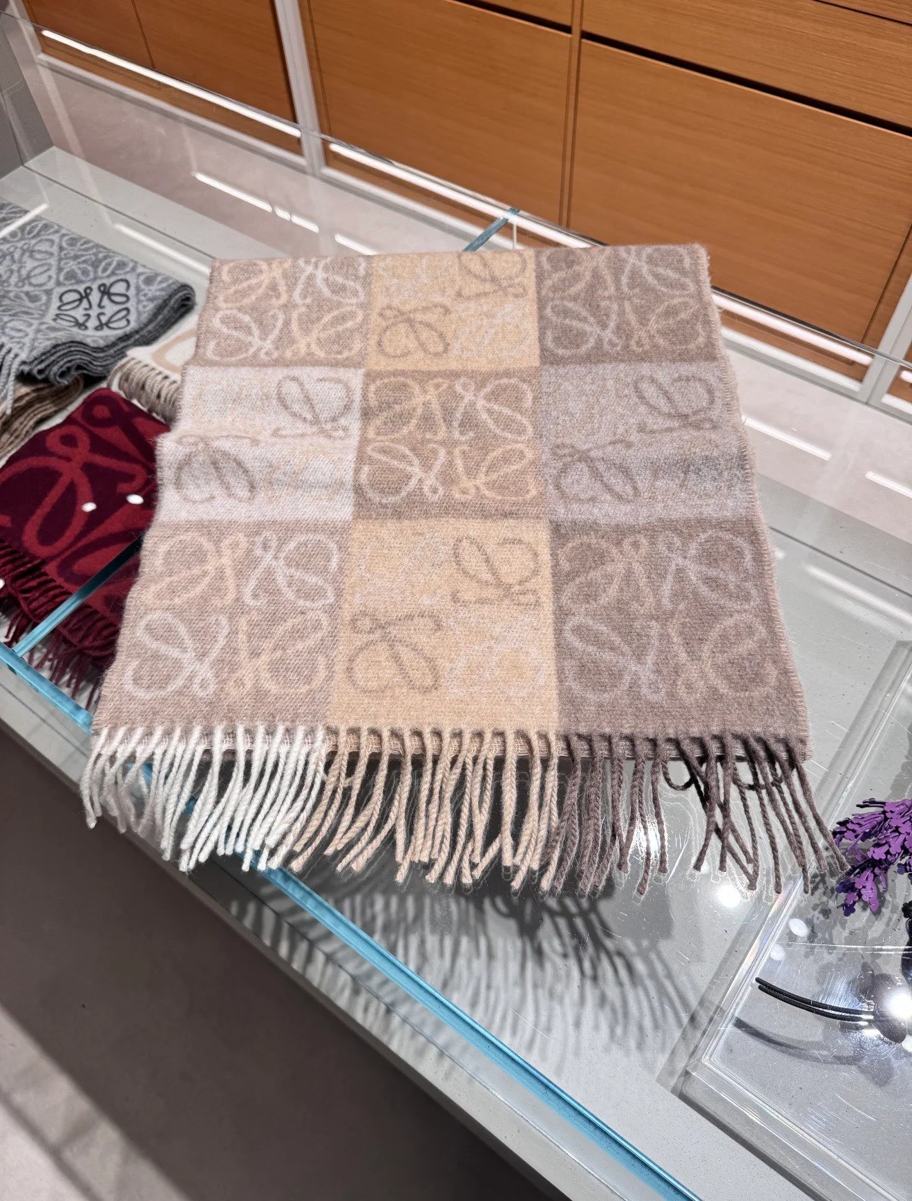 Шарфы Loewe 18574560