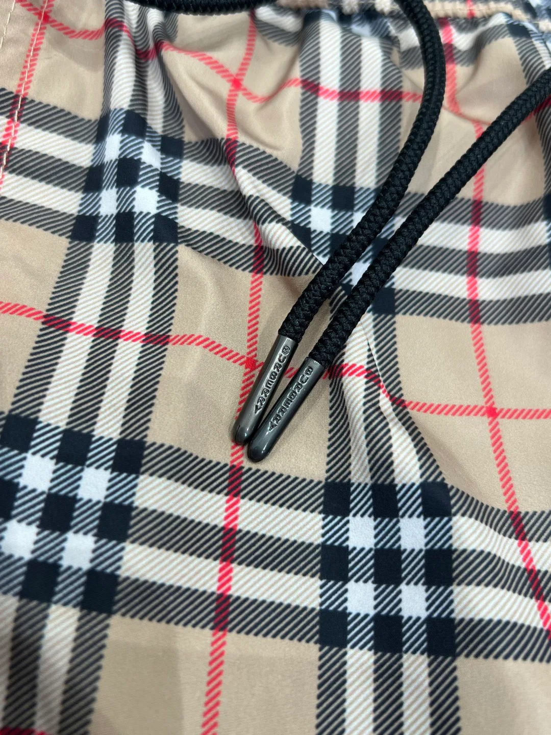 Шорты Мужские Burberry 17303436
