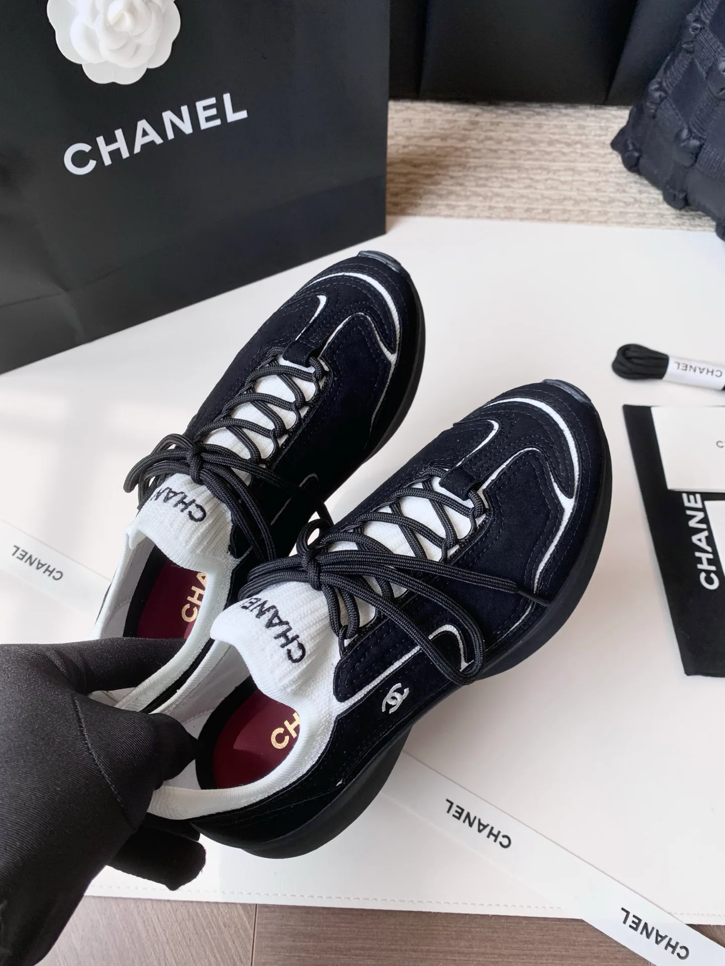 Кроссовки Женские Chanel 17990423