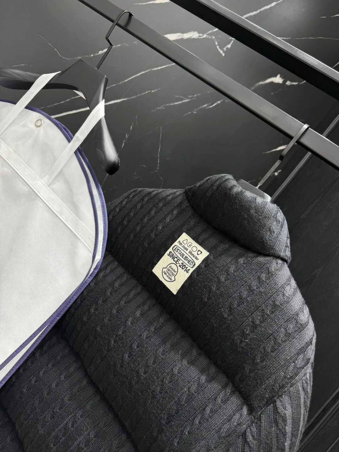 Куртки И Пуховики Мужские Moncler 1211858