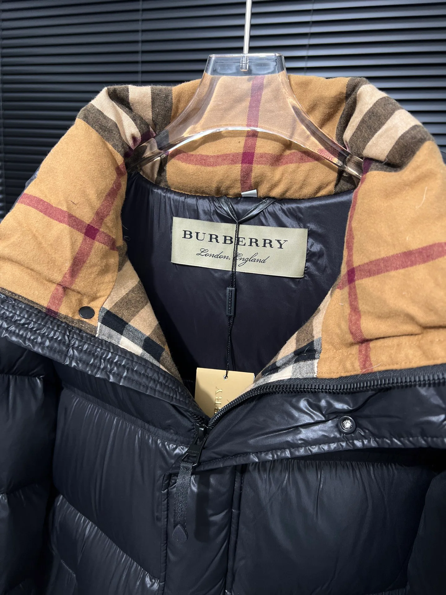 Куртки И Пуховики Женские Burberry 362639
