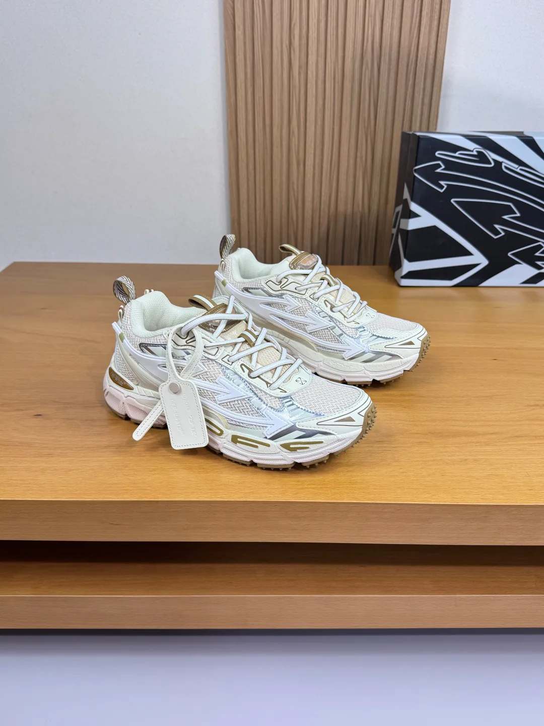 Кроссовки Женские Off-White 152432