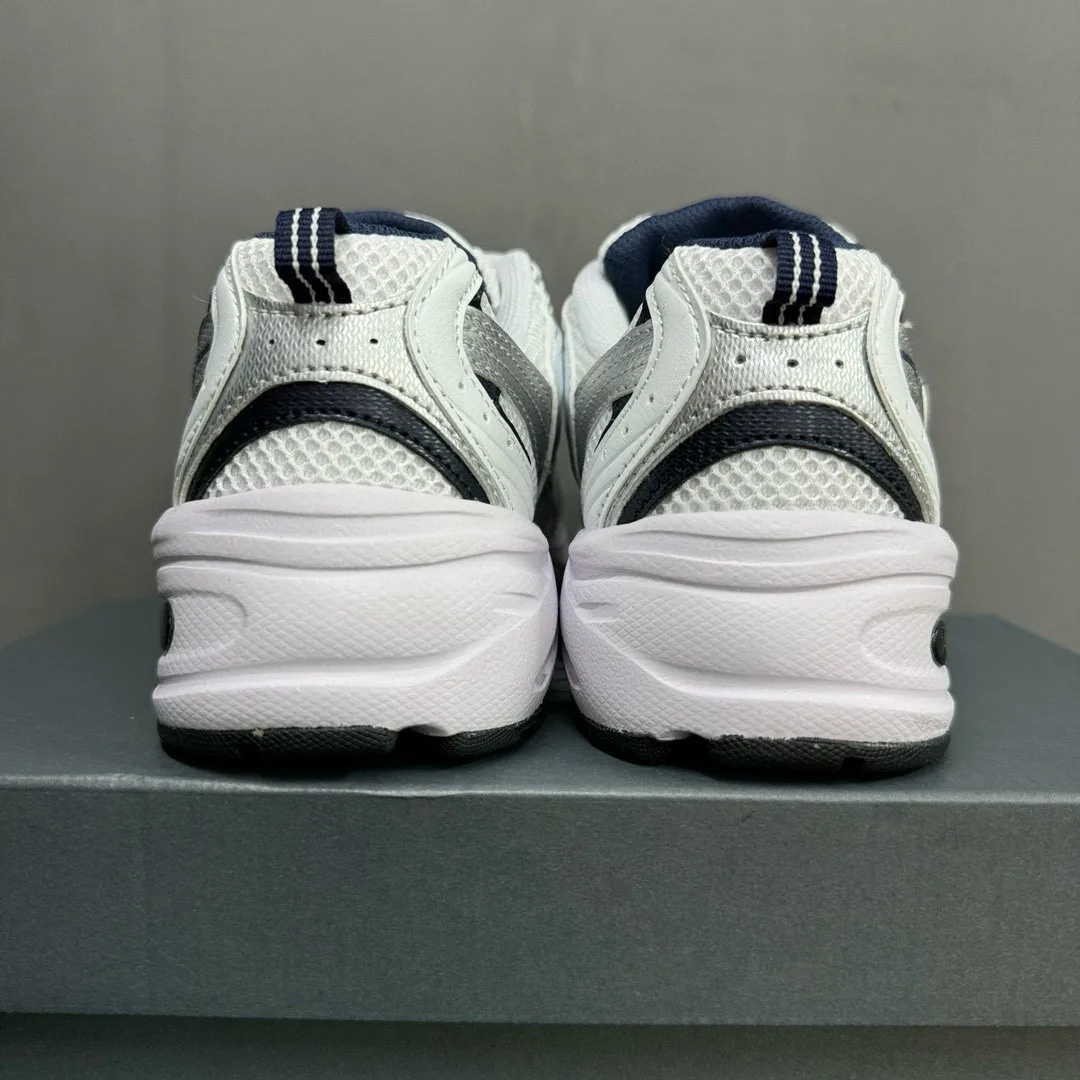 Кроссовки Женские New Balance 17917131