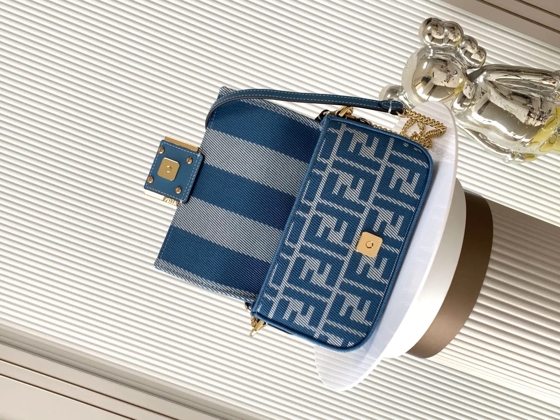 Сумки На Ремне Женские Fendi 293019