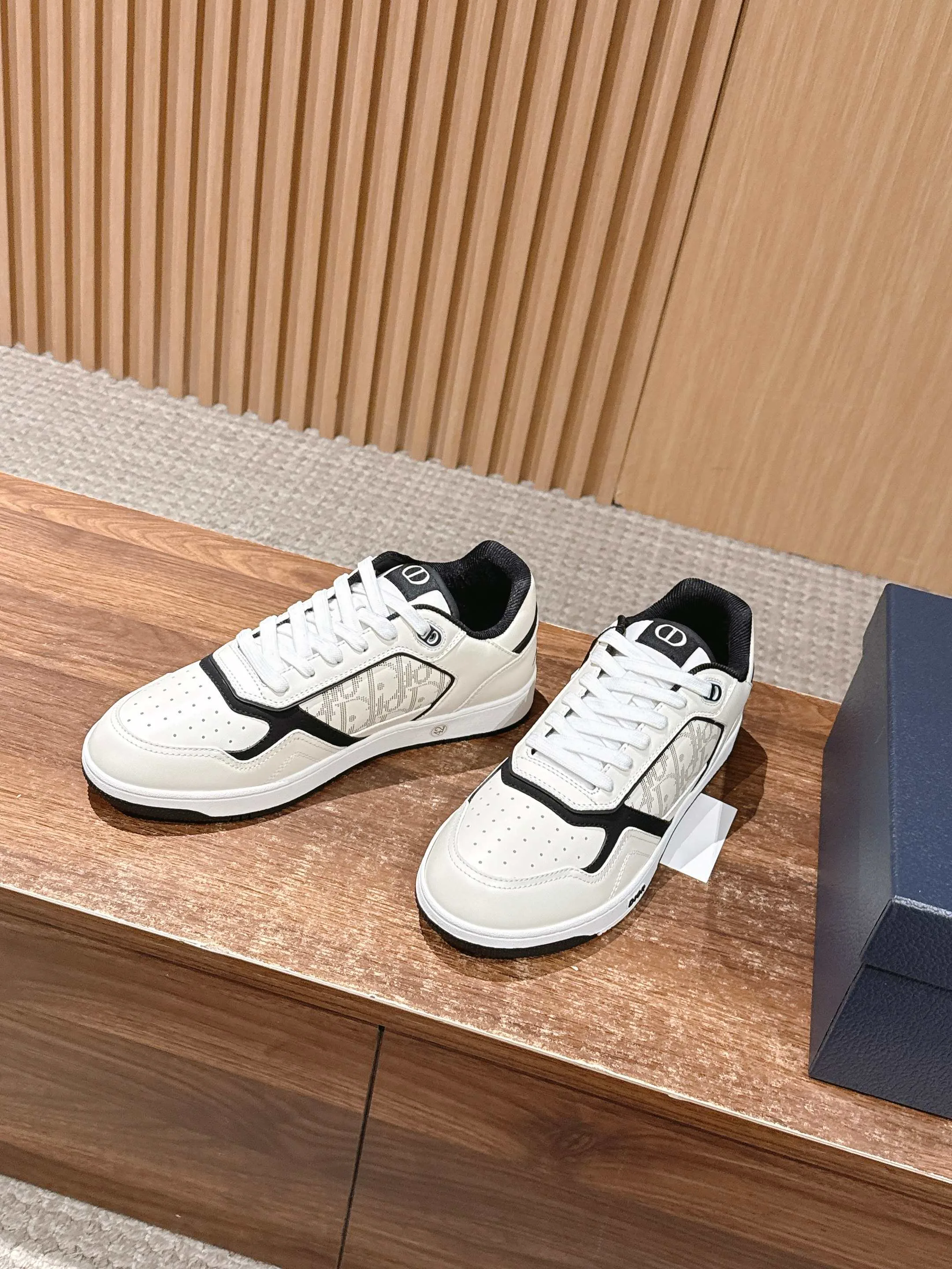 Кроссовки Мужские Christian Dior 4385849