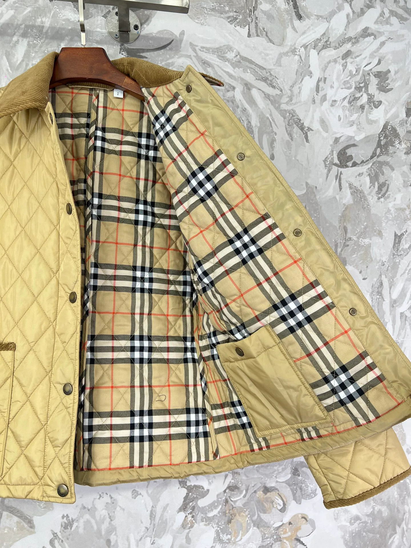 Куртки И Пуховики Женские Burberry 2260869