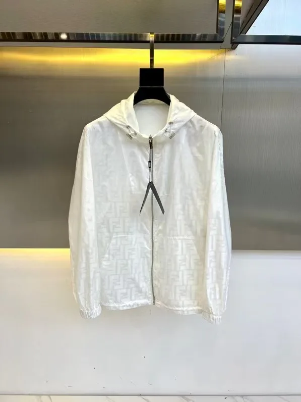 Куртки И Пуховики Женские Fendi 558482