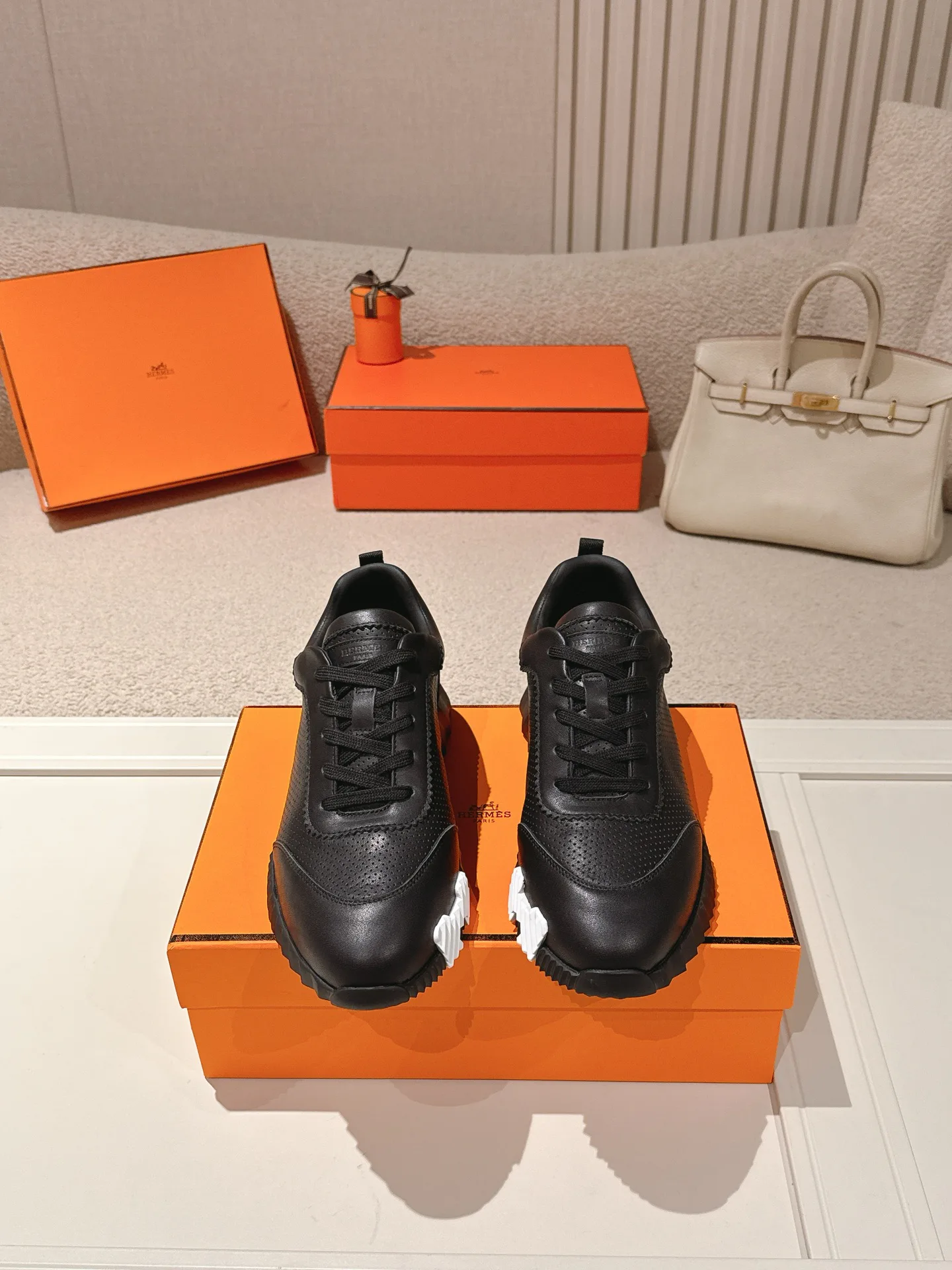 Кроссовки Женские Hermes 12783906