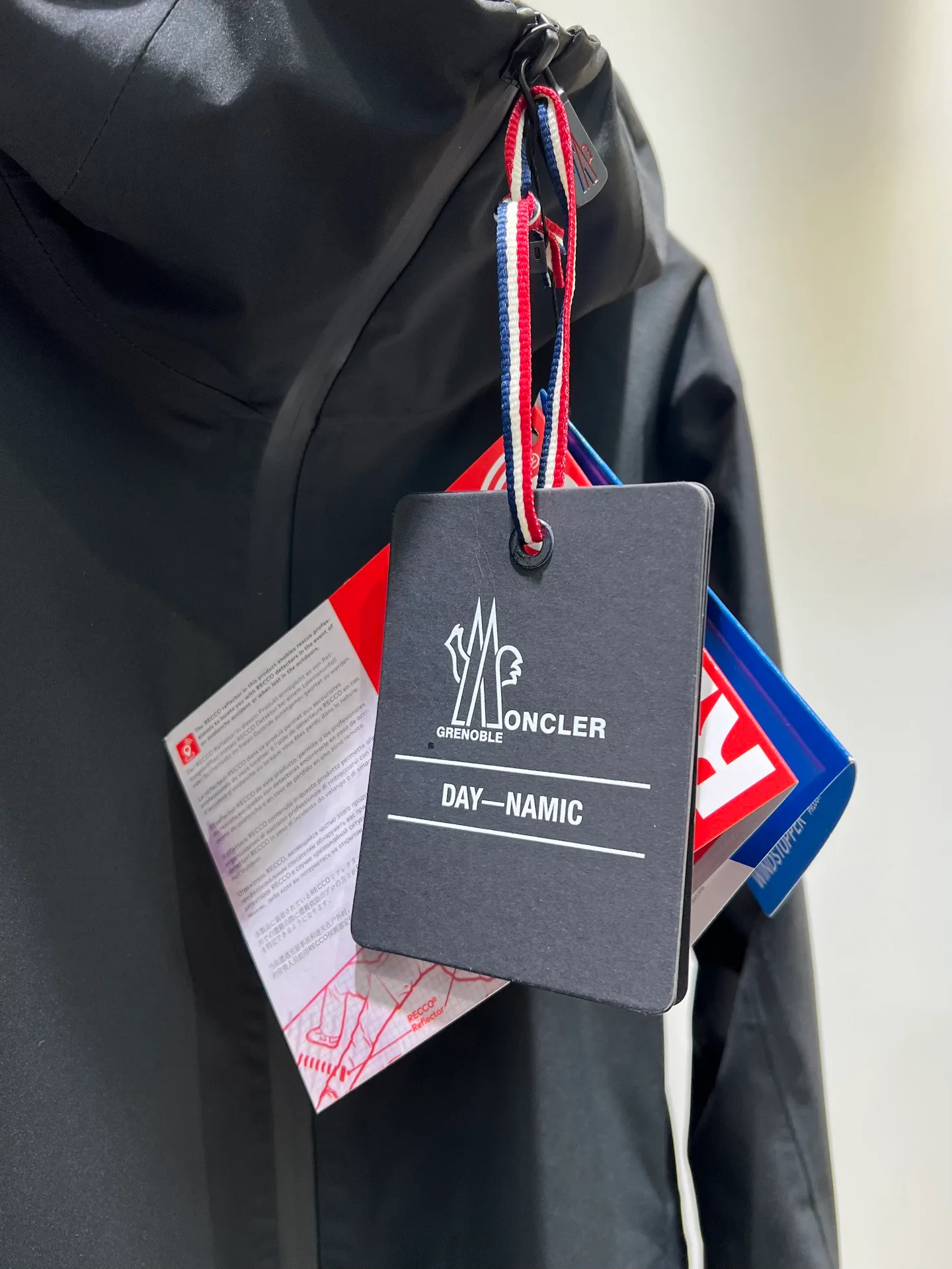 Куртки И Пуховики Женские Moncler 13149765