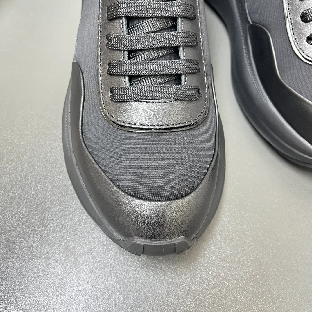 Кроссовки Мужские Prada 2575575