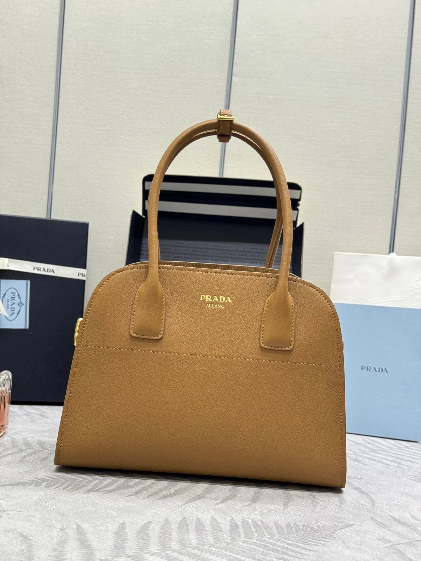 Классические Сумки Женские Prada 617081