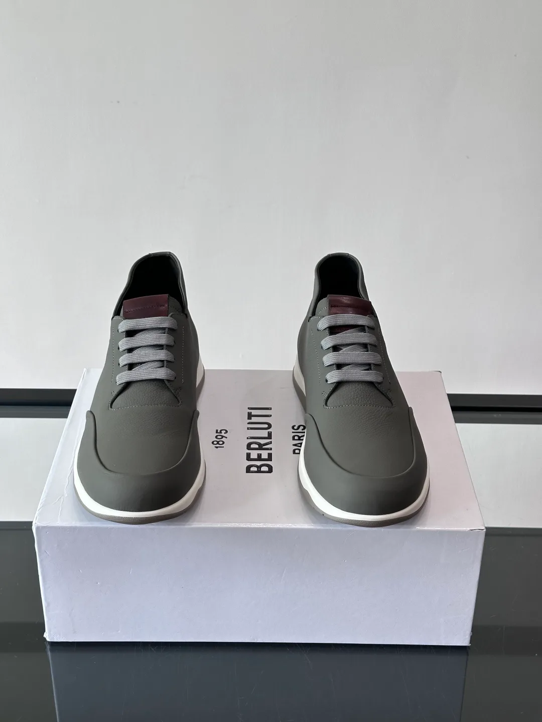 Кроссовки Мужские Berluti 674517