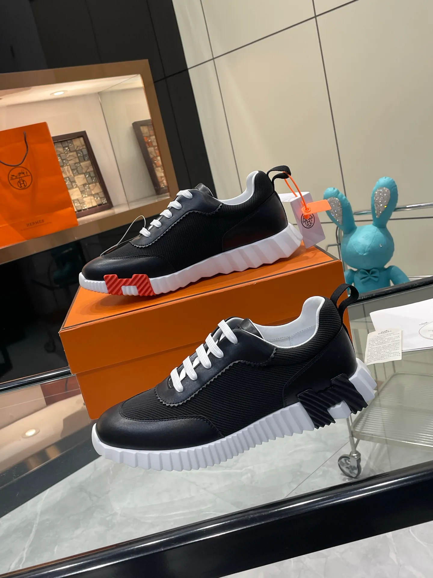 Кроссовки Женские Hermes 2733285