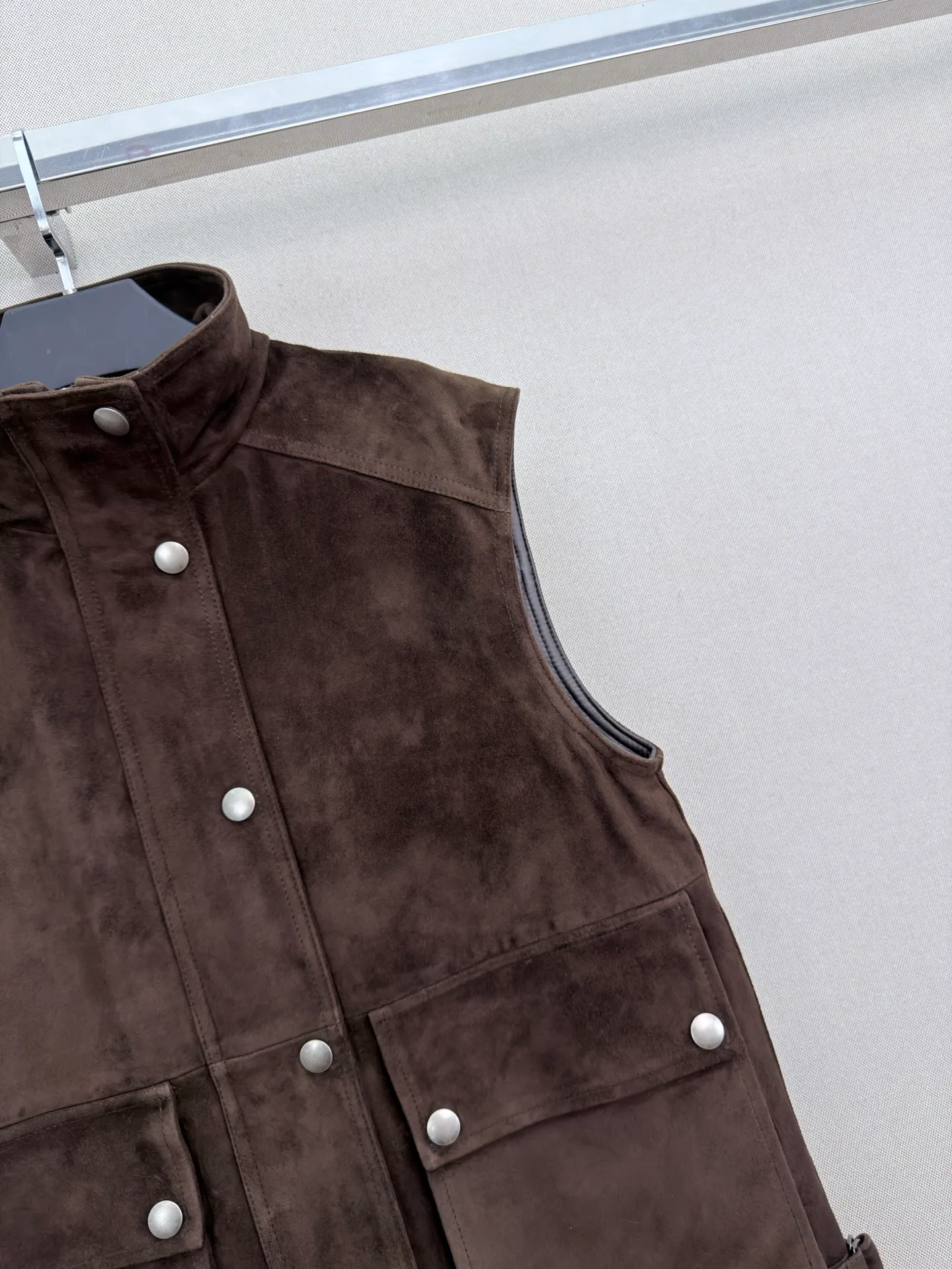 Жилеты Женские Brunello Cucinelli 18403488