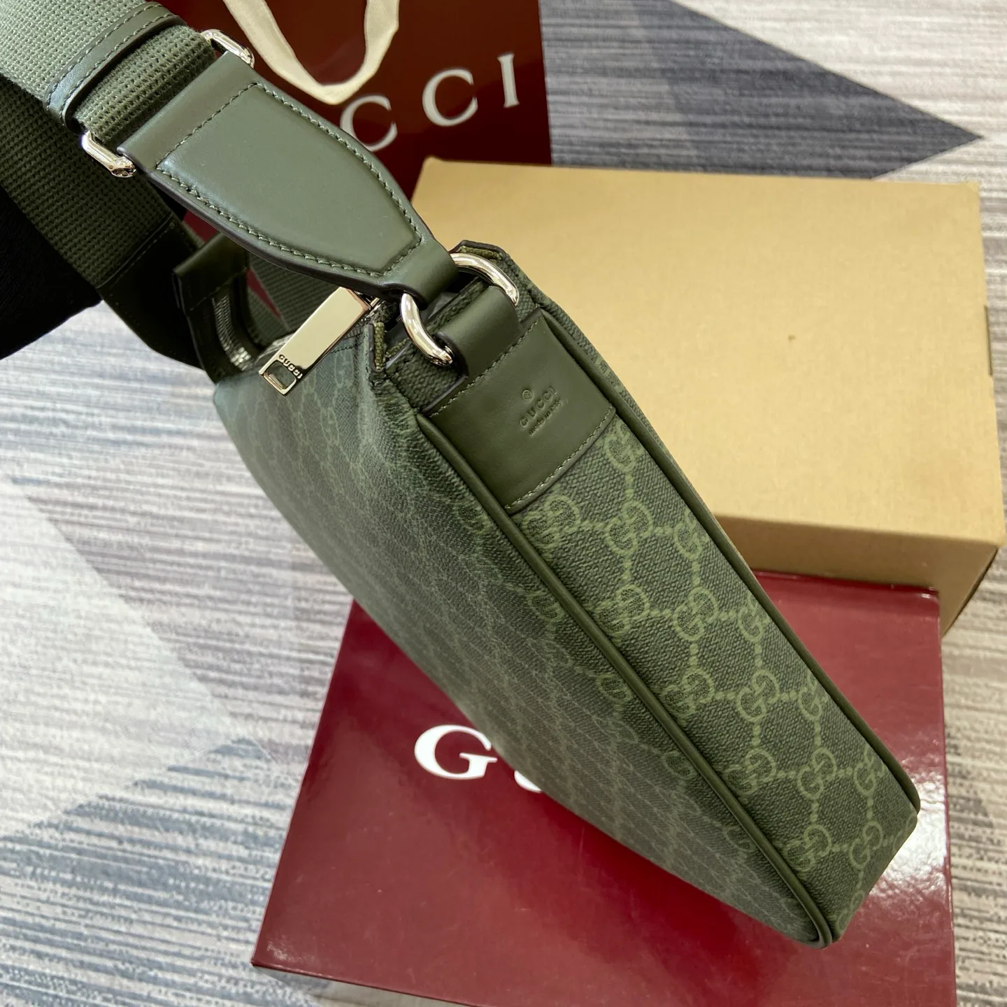 Поясные Сумки Женские Gucci 546482