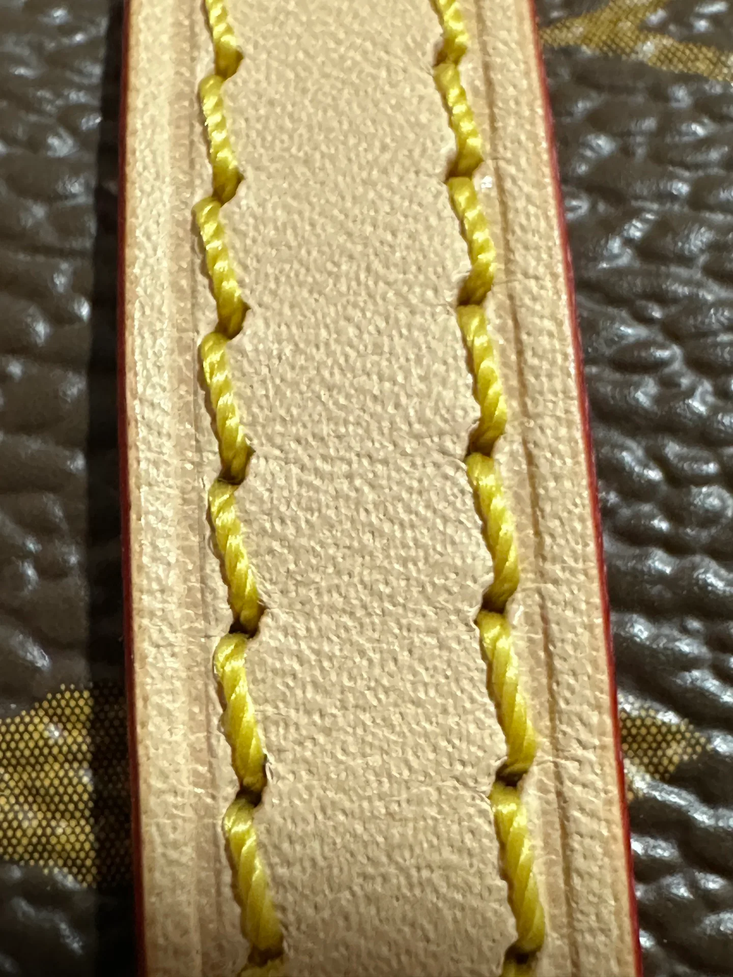 Классические Сумки Женские Louis Vuitton 17498627