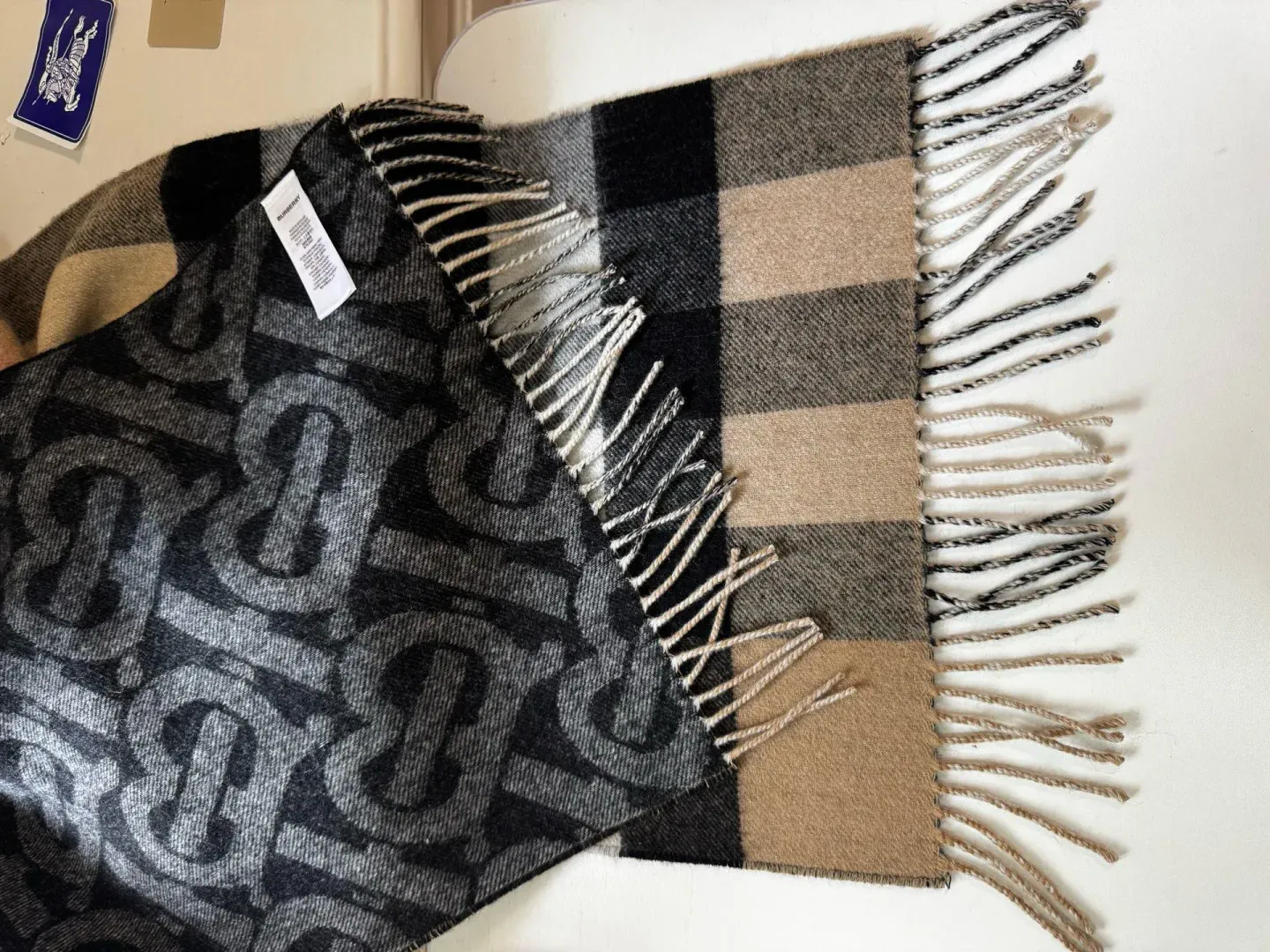 Шарфы Burberry 369656